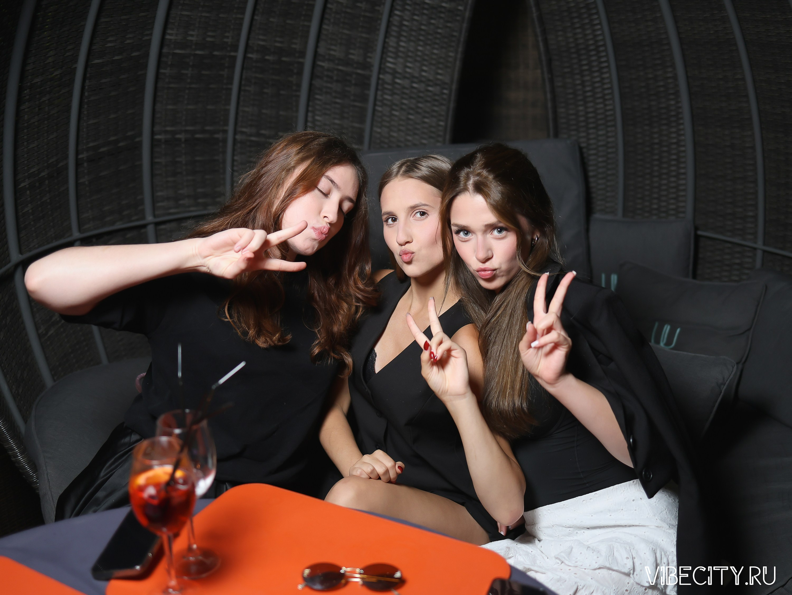 DOUBLE U. VIBECITY.RU Вайб Сити Ру Фоторепортажи Фотоотчеты Калининград