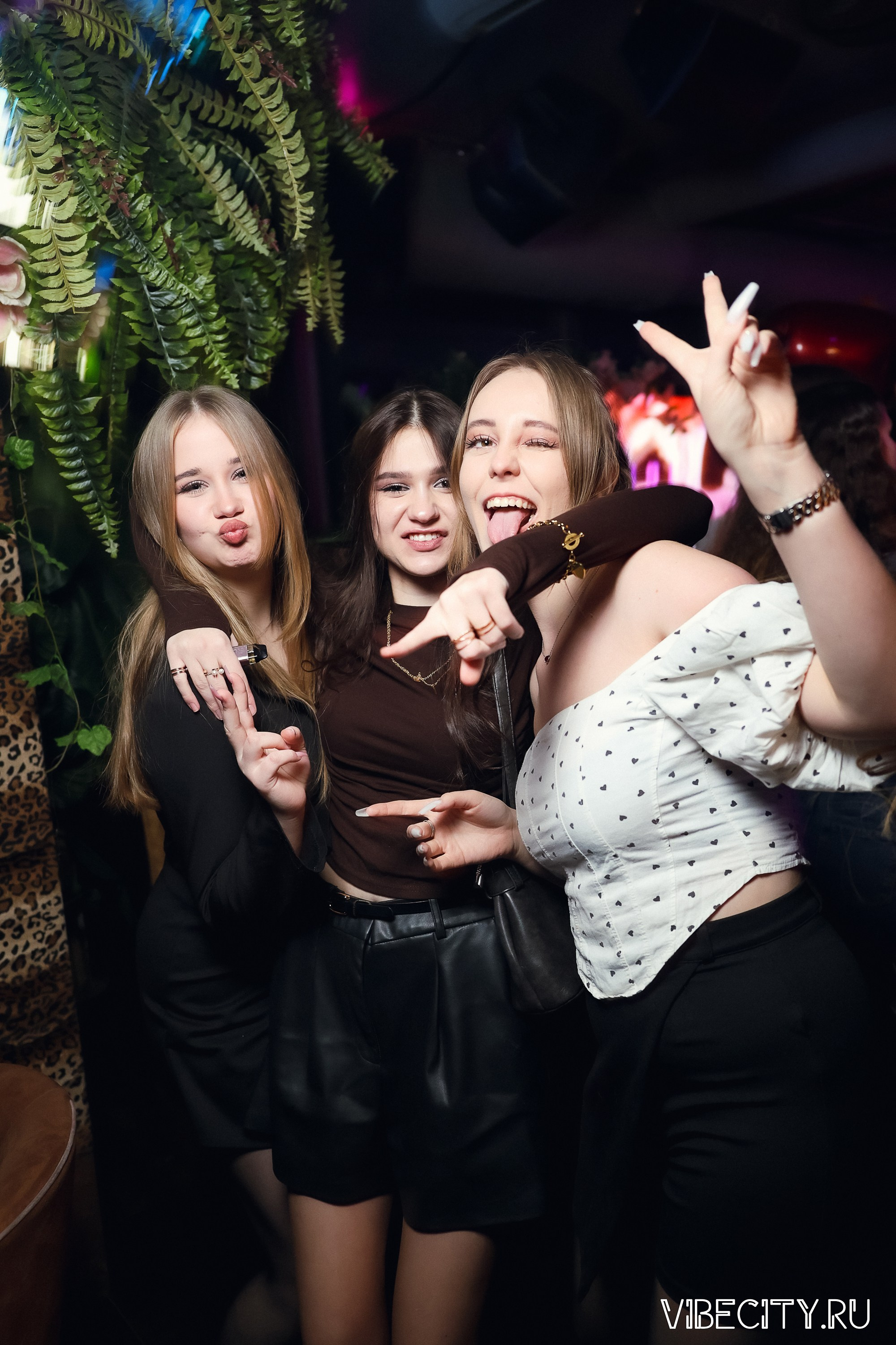 DOUBLE U. VIBECITY.RU Вайб Сити Ру Фоторепортажи Фотоотчеты Калининград