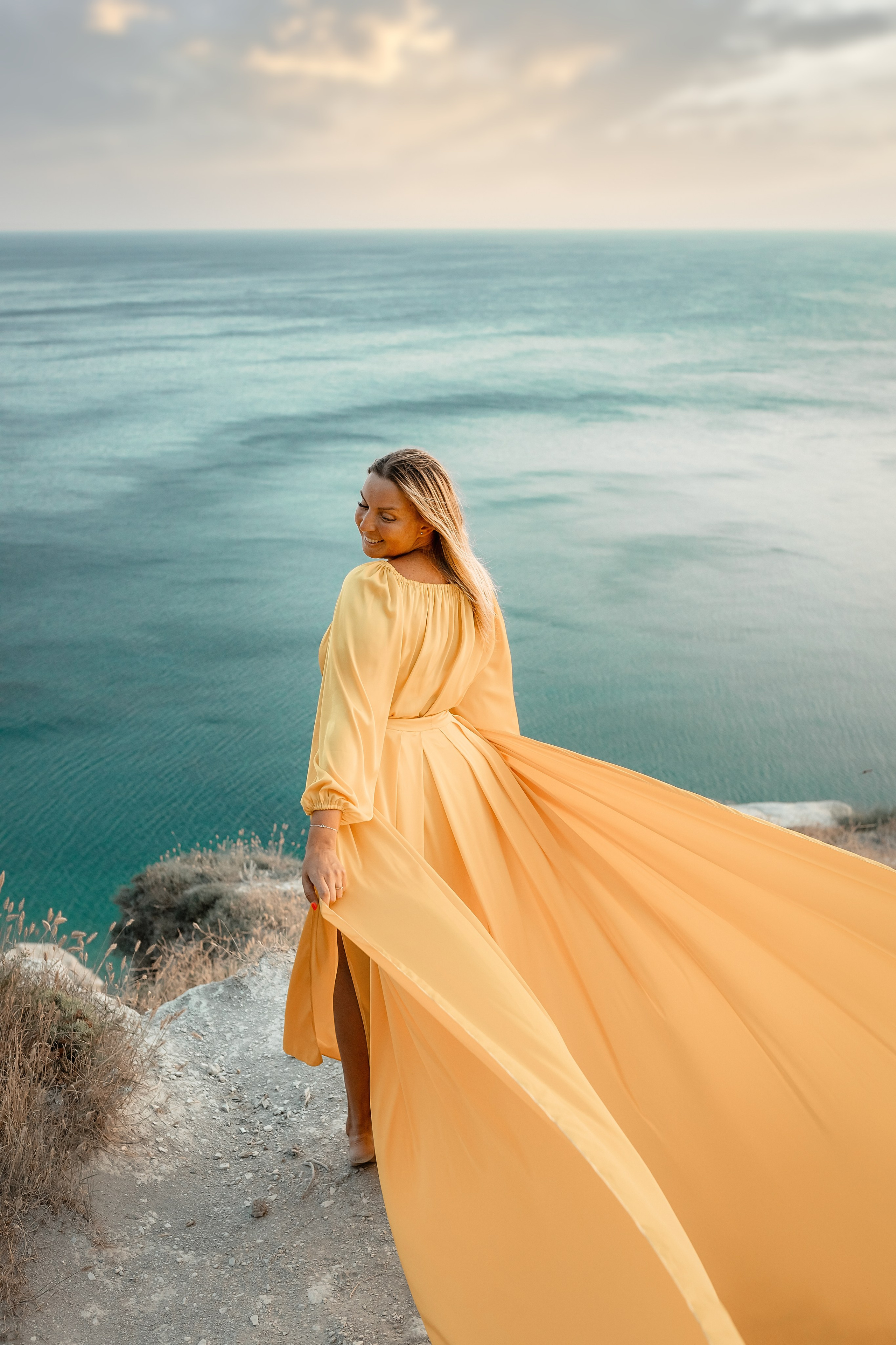 Летящие платья. Художественный фотограф Анапа Александра Долбикова