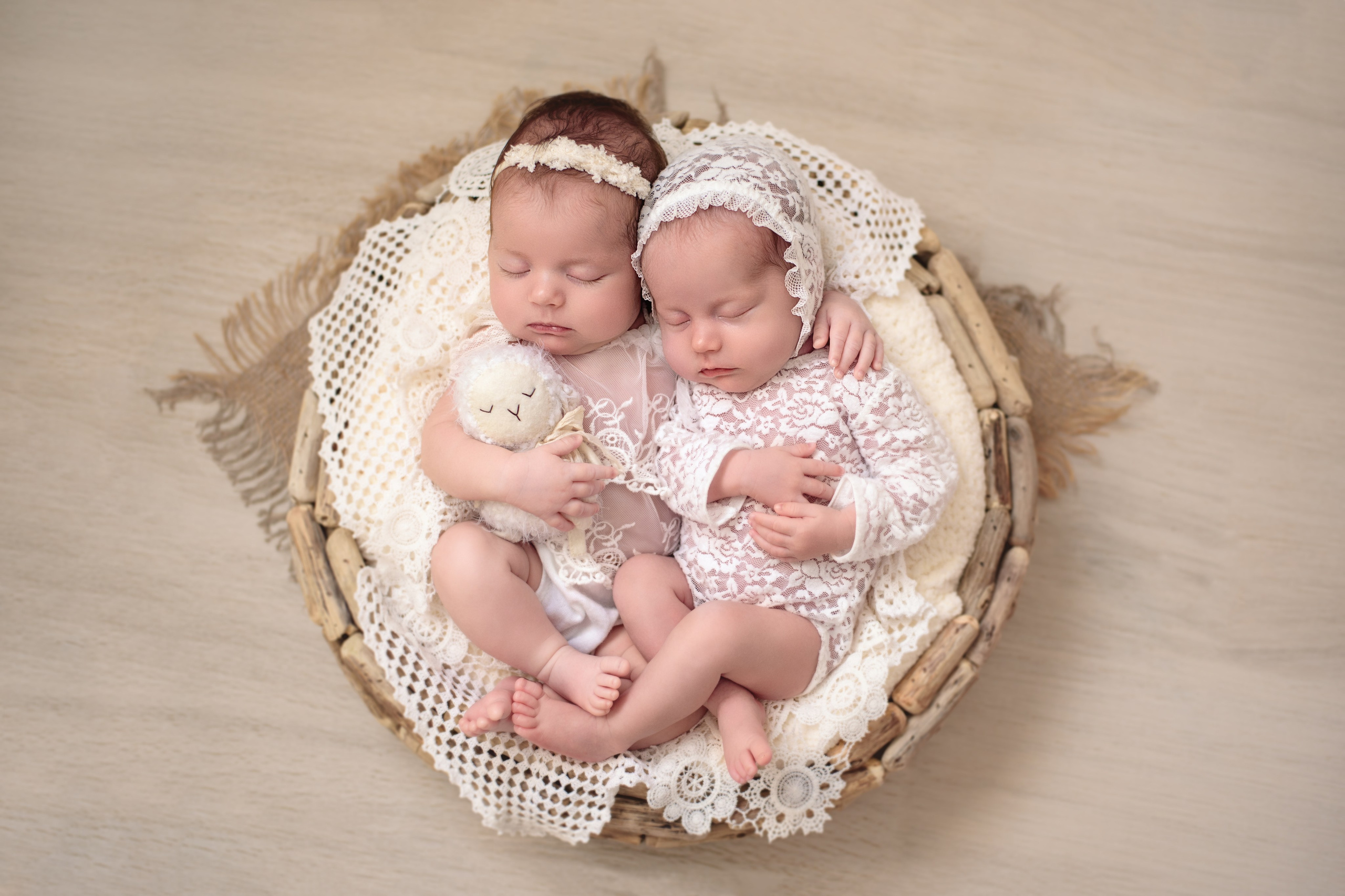 PH @my_tiny_kids_. Retoucher Aleksmokh