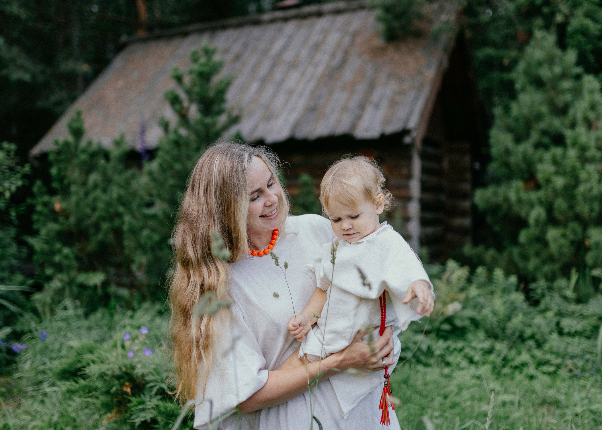 Зал «Сад» фотостудии «Зачарованный Сад» в Екатеринбурге — природная локация для фотосессий. Фотостудия «Зачарованный Сад» в 20 минутах от центра Екатеринбурга