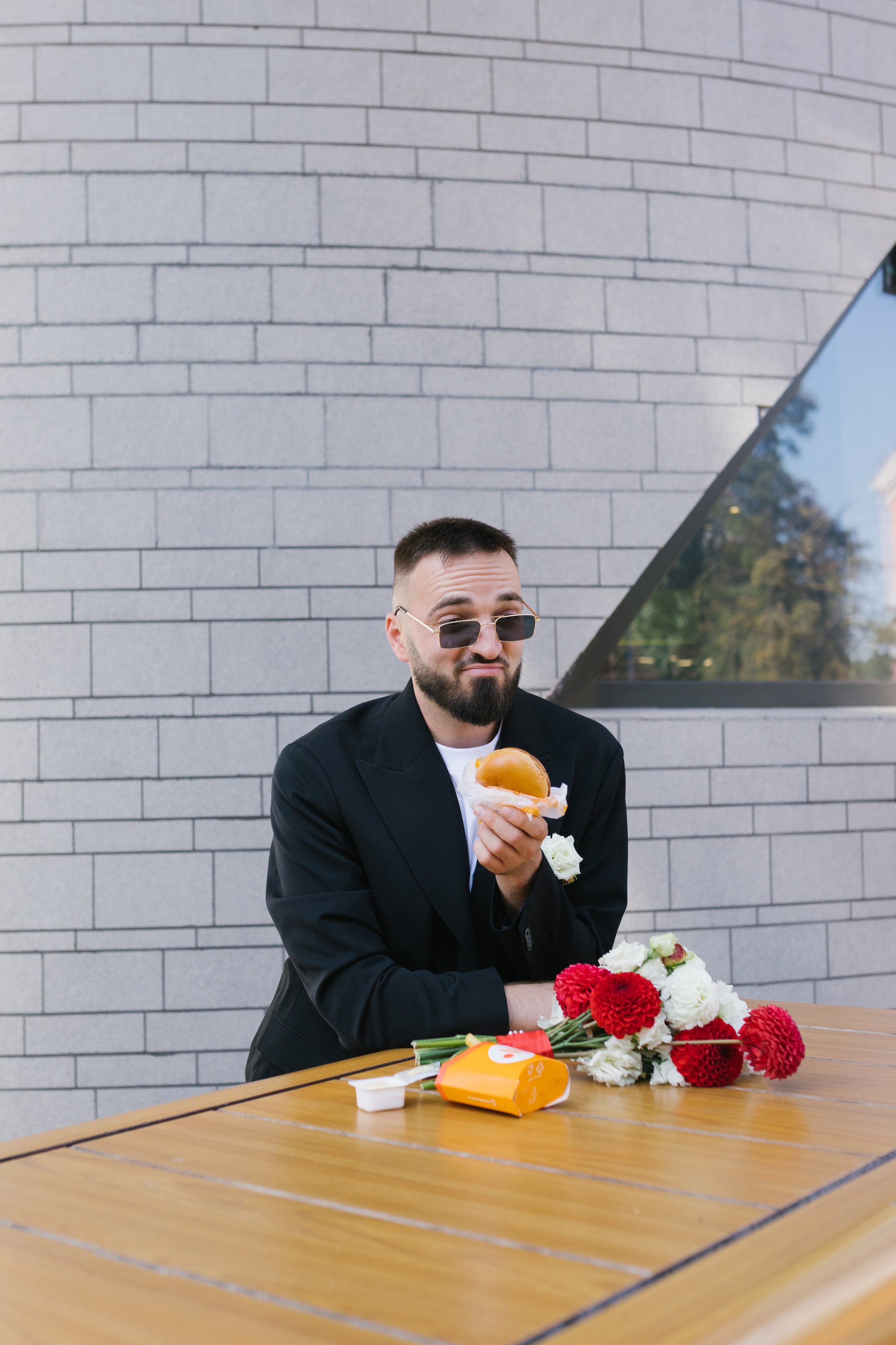 Просто такая сильная любовь. Главная