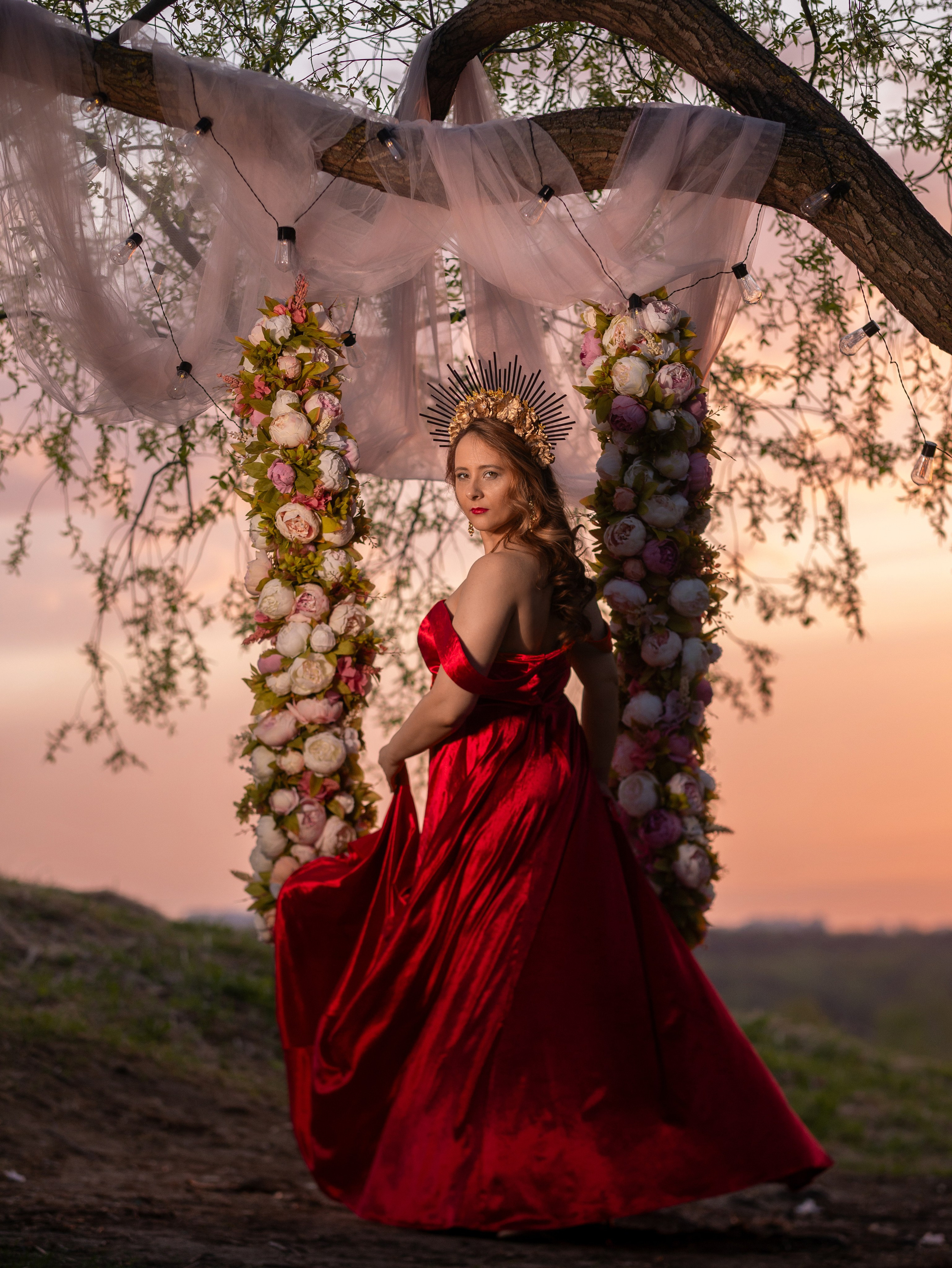 Цветочные качели. Арт фотограф, женский фотограф Москва