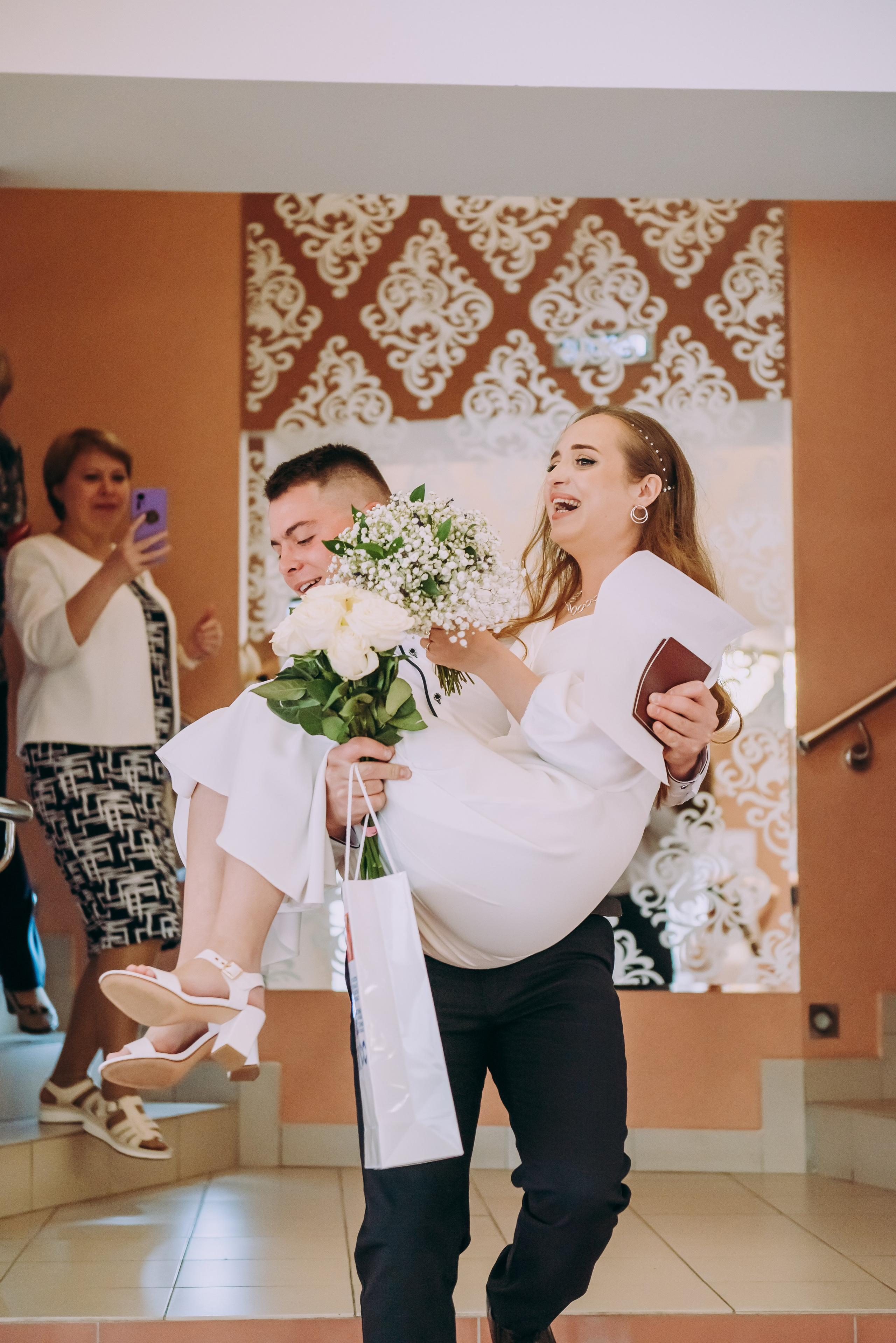 Свадебная фотосессия в центральном загсе в г. Кемерово