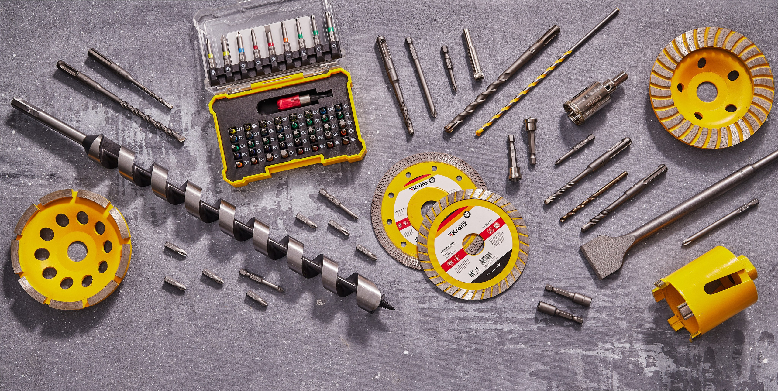 "Профессиональная предметная фотосъемка паяльников для каталога инструментов""Высококачественное изображение паяльника с детальной проработкой корпуса и наконечника""Рекламная съемка паяльников с акцентом на эргономичный дизайн и функциональность""Студийная предметная фотосъемка электрических паяльников с белым фоном""Макрофотография паяльника для интернет-магазина электроинструментов""Коммерческая фотосъемка профессиональных паяльников для маркетинговых материалов""Фотография паяльника с подсветкой для презентаций и технической документации". сверла