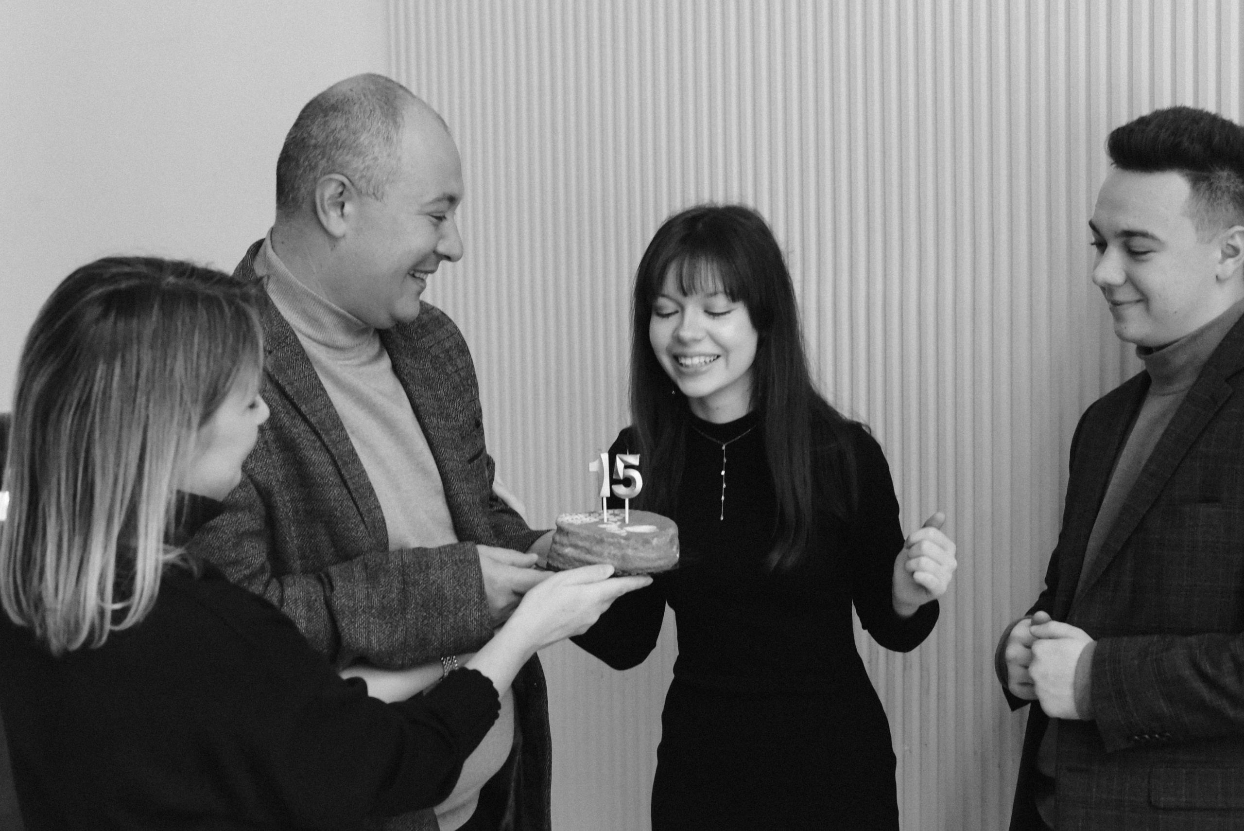 Молодые родители и взрослые дети. Фотограф Лола Волна, город Москва