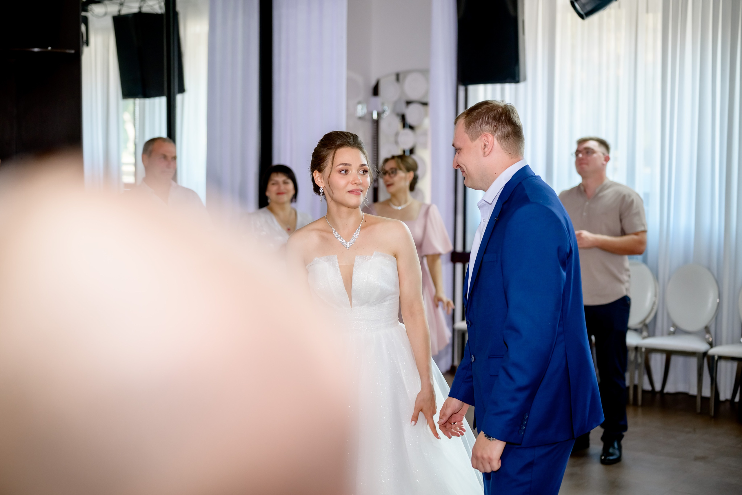 Банкетная часть. Юлия Басня семейный и свадебный фотограф в Донецке