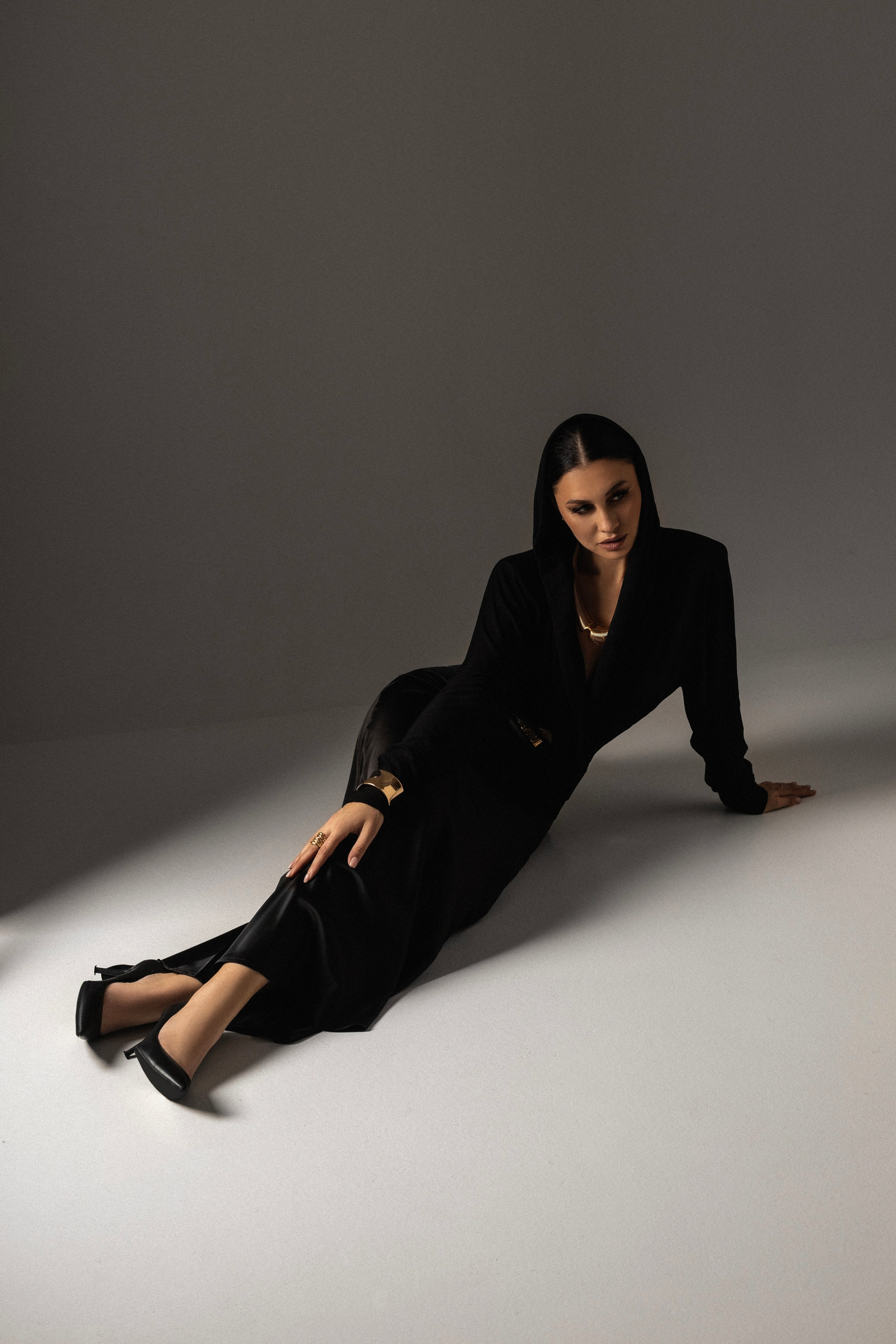 Студийная съёмка. Женский фотограф в Санкт-Петербурге, Москве и весь мир Алёна Мамаева