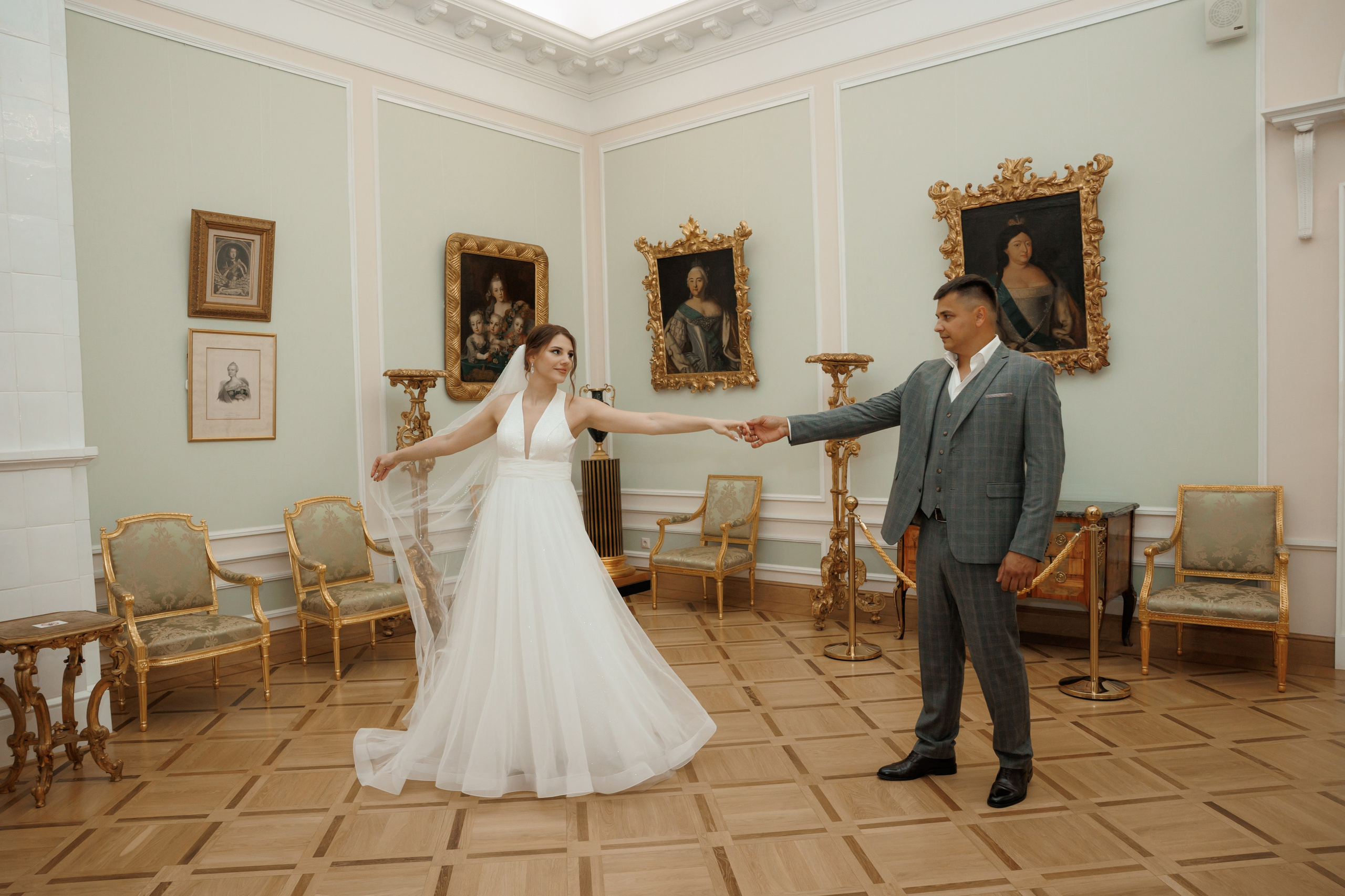 ЗАГС Бутово и Остафьево. Свадебный и репортажный фотограф (Москва, Королев и другие)