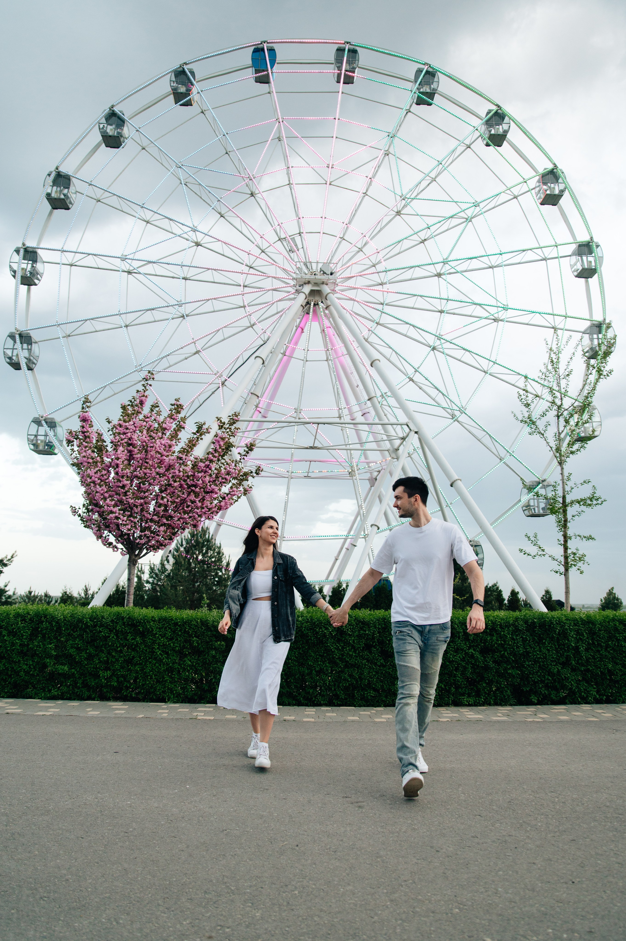 Love-story в городе. Свадебный и travel фотограф в Волгограде, Сочи, Домбае, Европе
