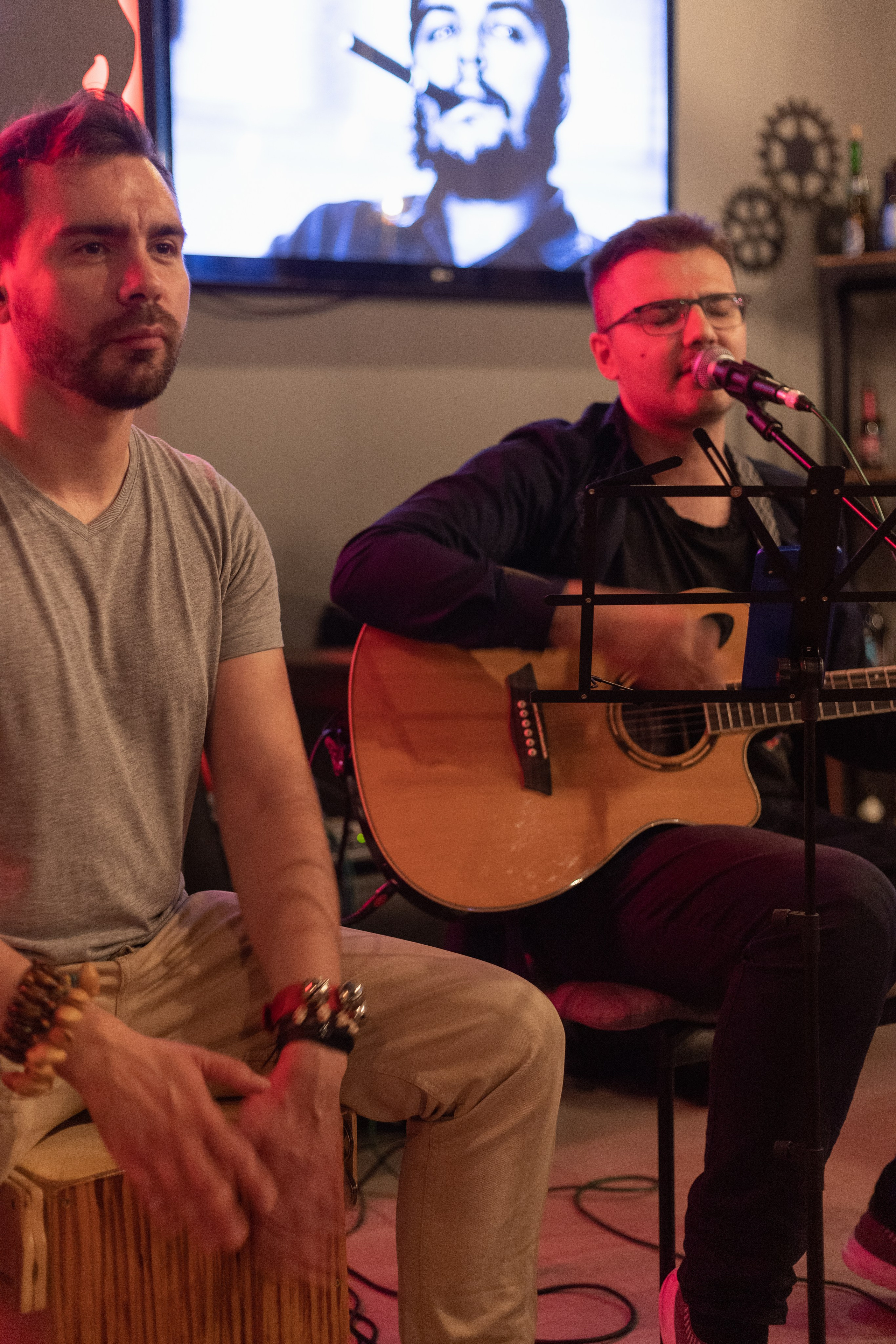 Паб Революция. Фотограф Денис Лесковский (Тюмень)