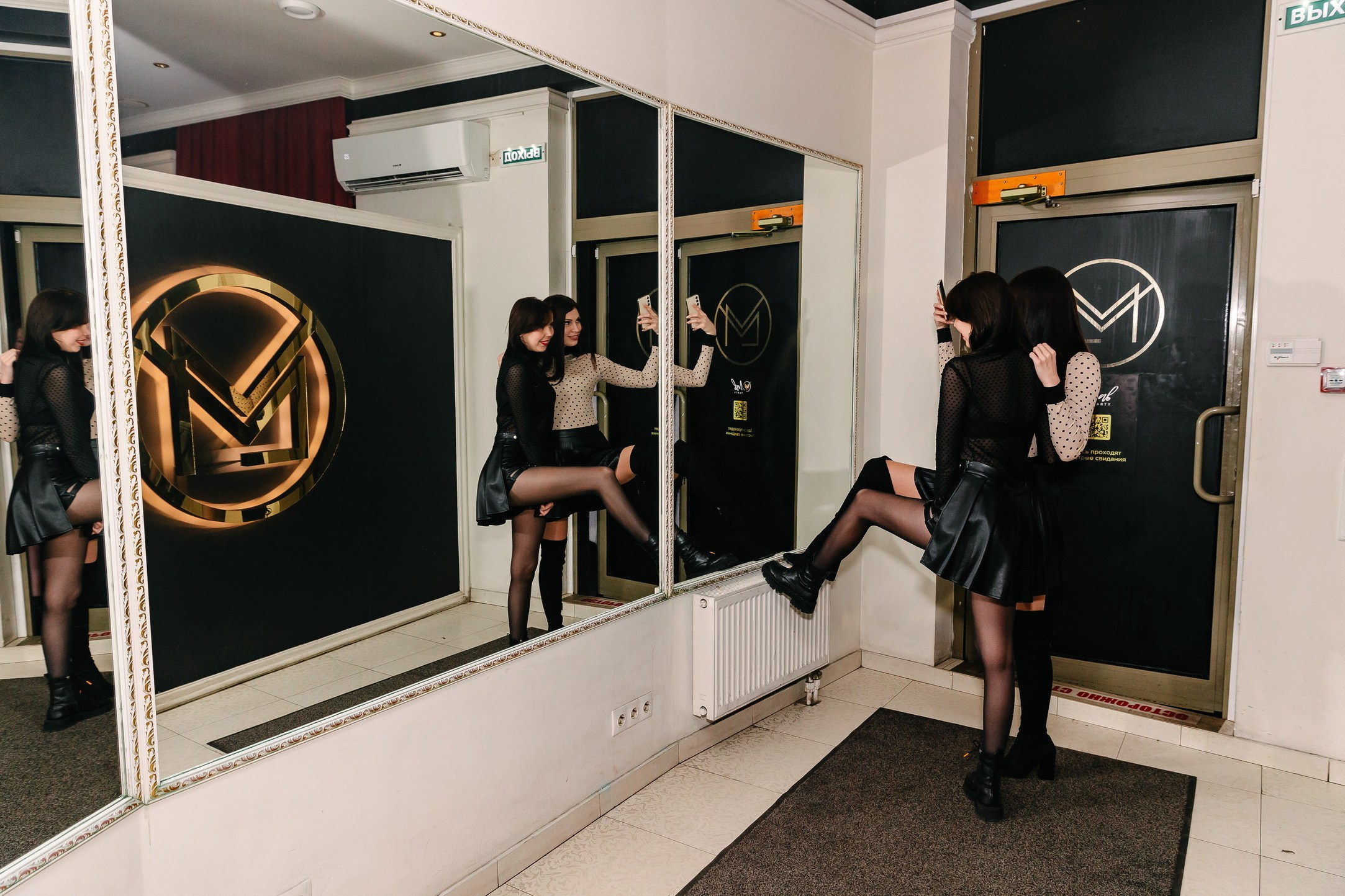 8 марта в лаунж-баре Major 2024. Свадебный, семейный и детский фотограф в Калининграде Елена Кравцова