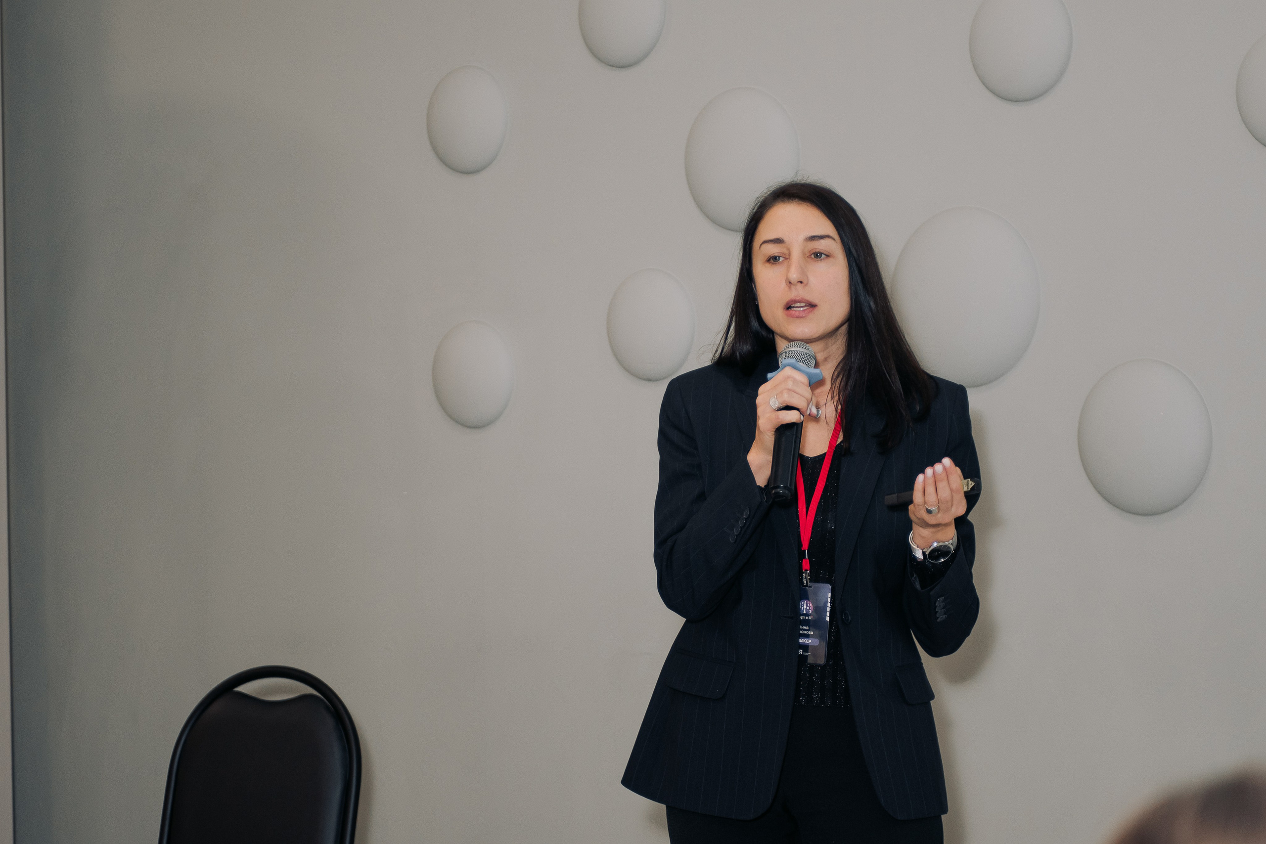 It-конференция компьютерной академии Топ. Фотограф в Твери Дементьева Анастасия