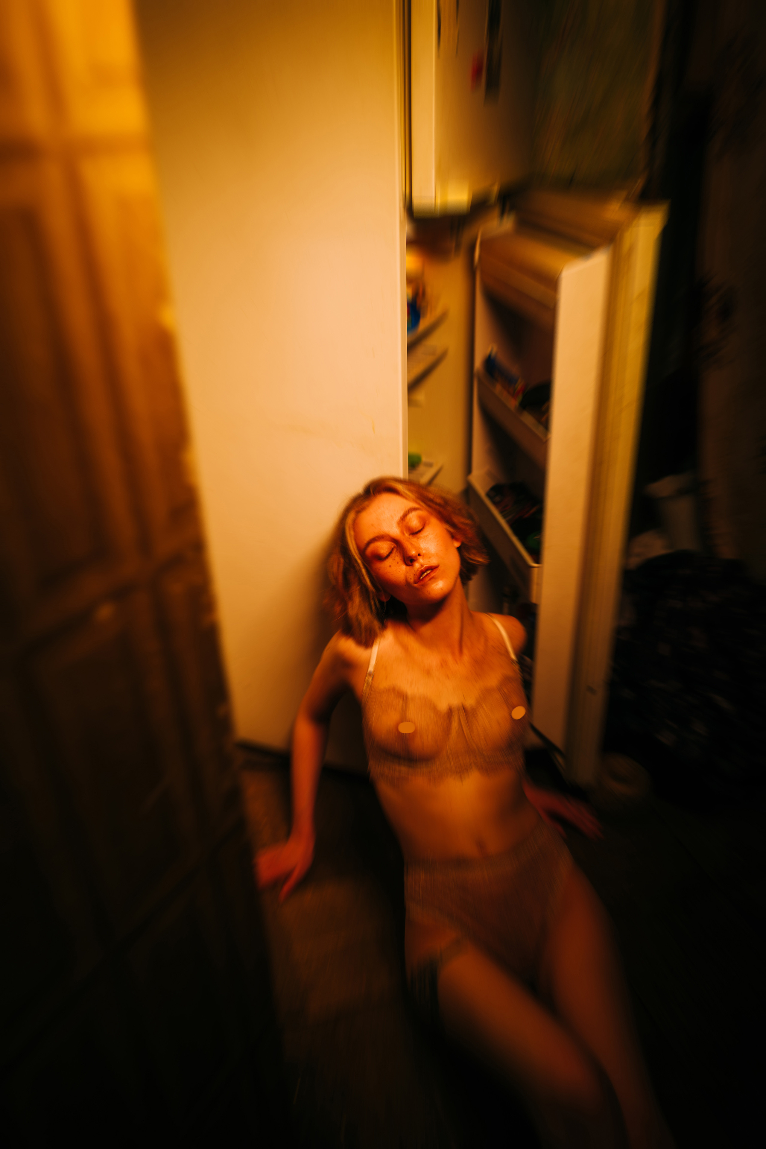 Нижнее белье. Фотограф Василий Сидоренко