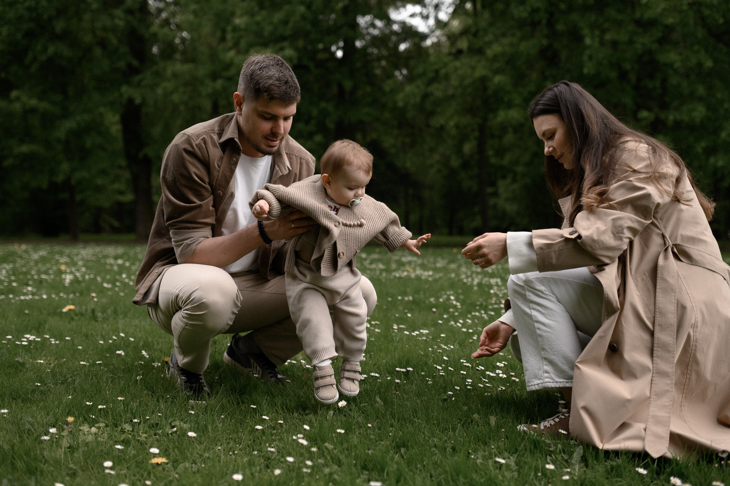 Даня, Лида и Эмма. Прогулка по усадьбе. Семейный и свадебный lifestyle-фотограф в Москве Мария Петрова