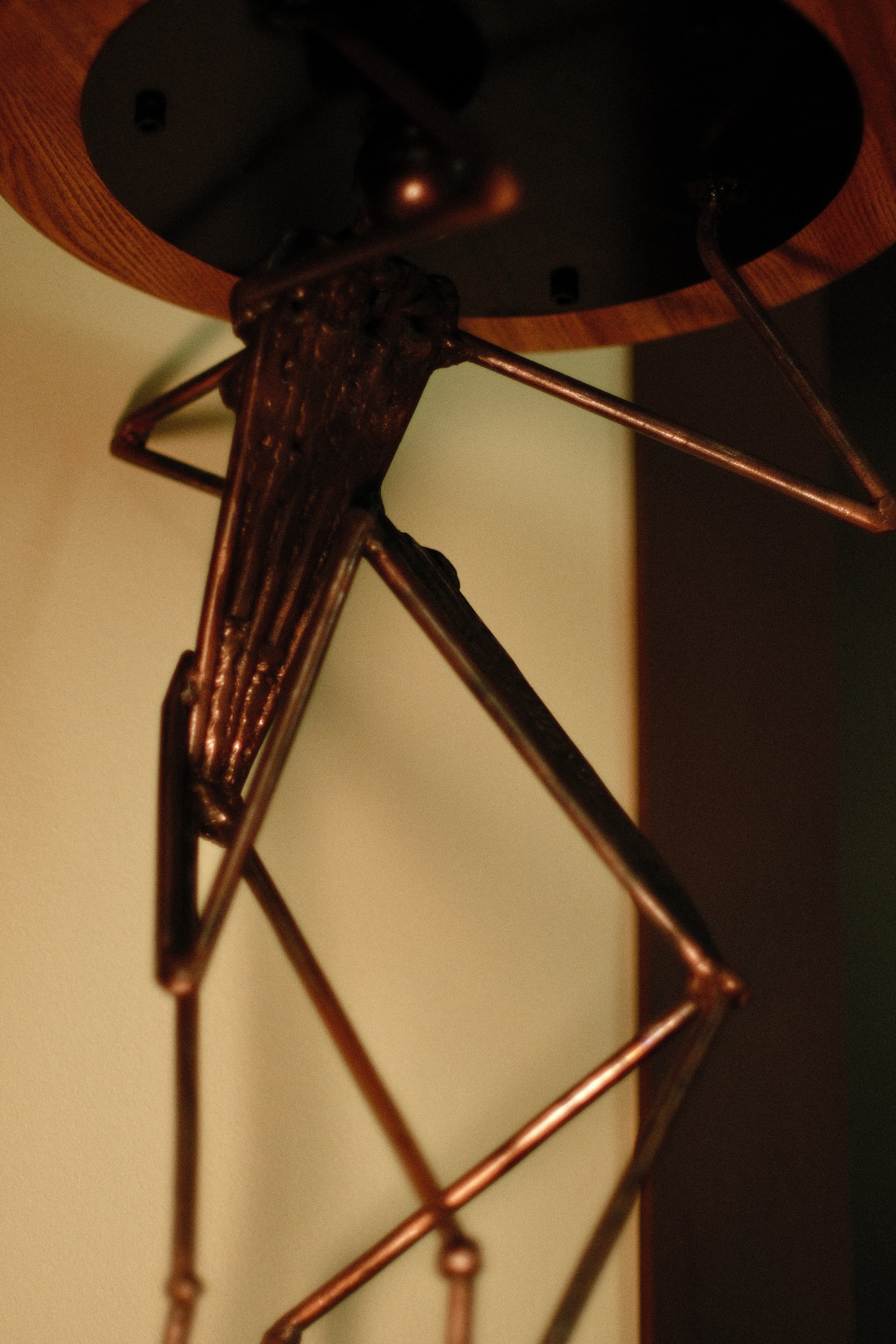 Столик для напитков — Титаны. Металл и Пламя — студия дизайна