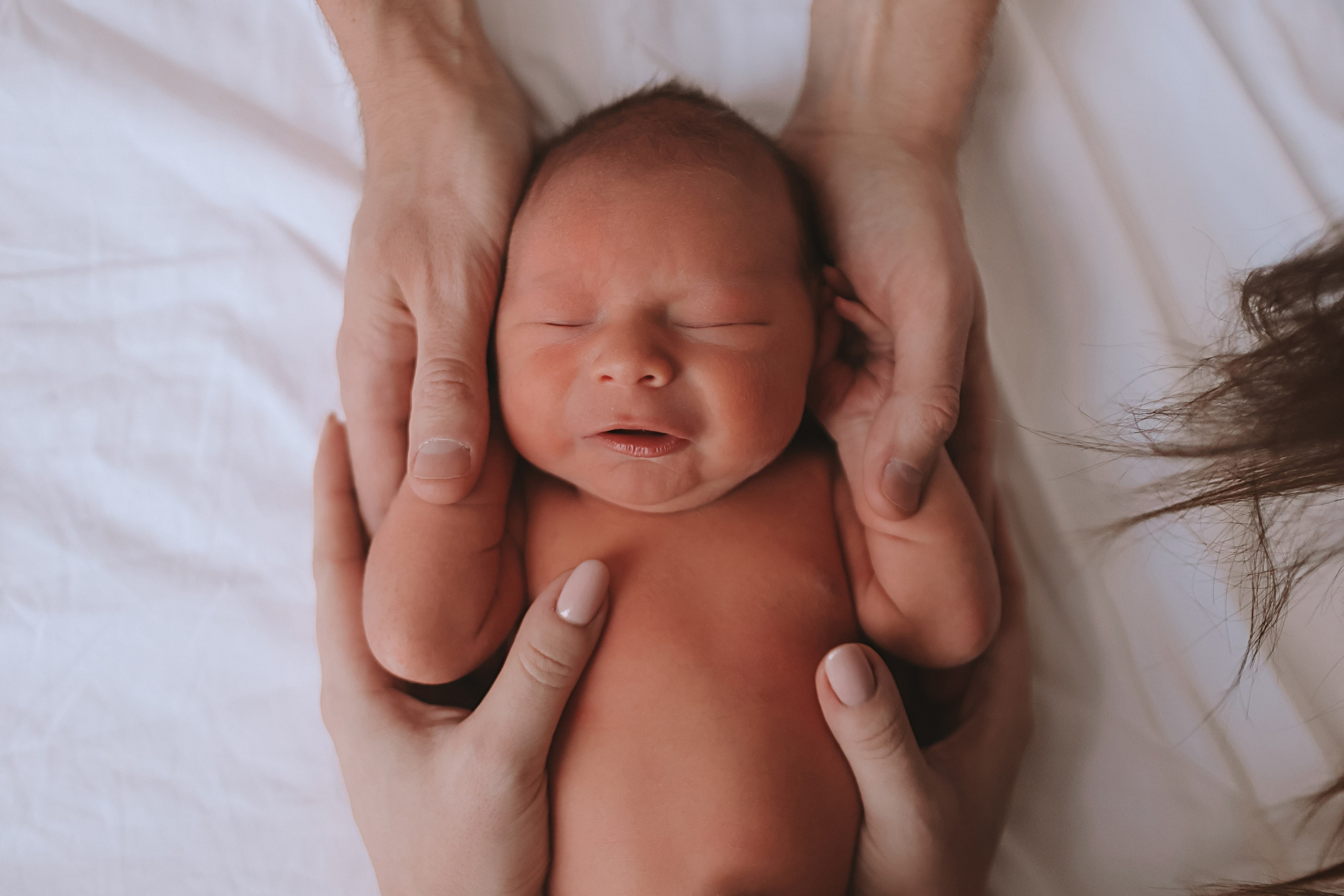 Выписка Мид. Семейный фотограф Тюмень, фотограф на роды Салмина Мария