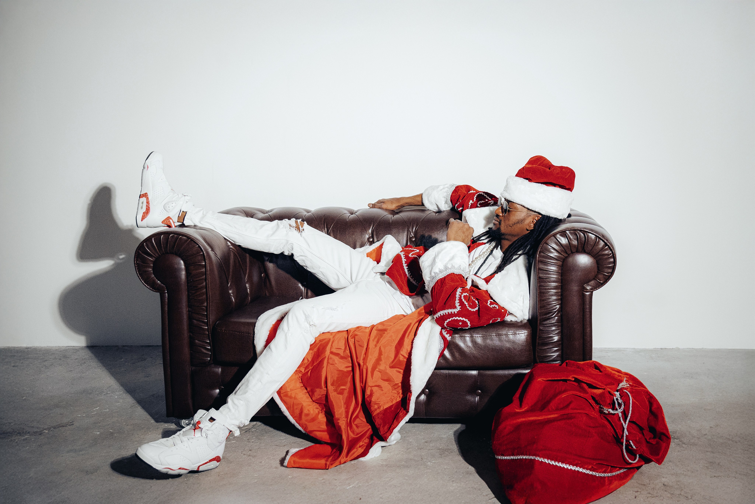 Не Дед мороз