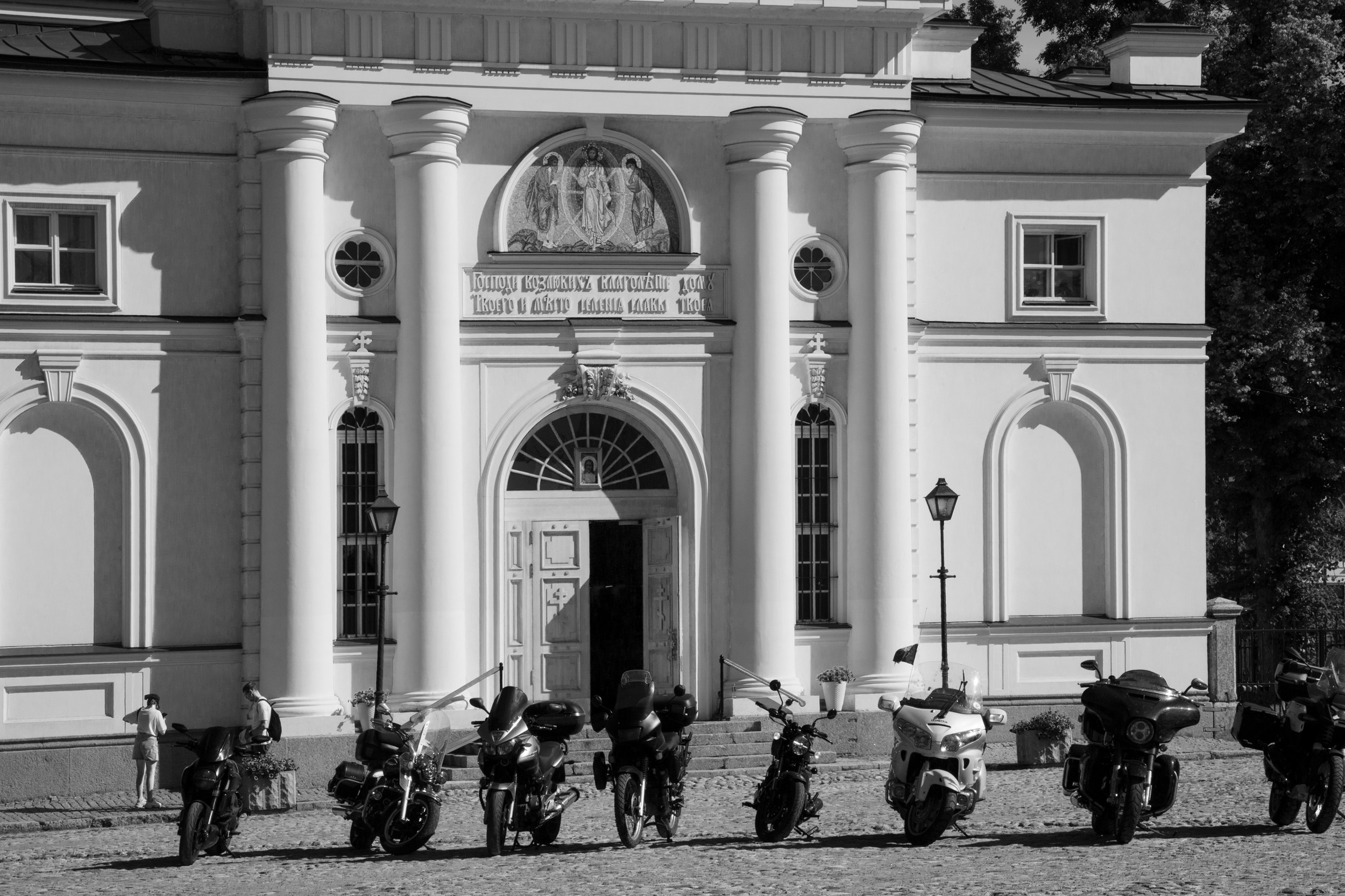 Метафорическая фотография Снято на мотофестивале Балтик-Ралли (Baltic Rally) в г. Выборг. Автор фотографии Корчагина Татьяна Романовна #phototerra_info