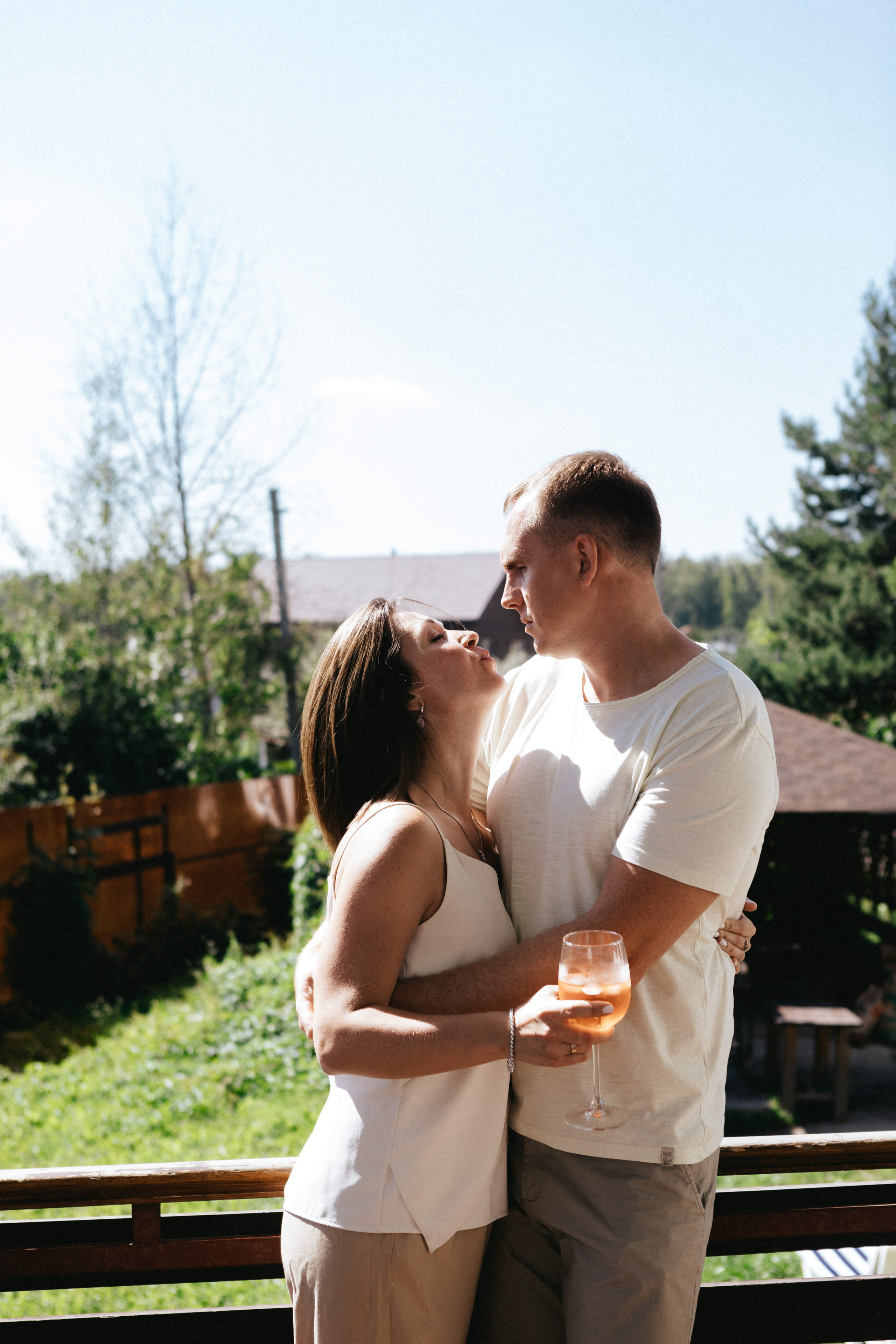 Лиза и Сережа. Роспись и тусовка в коттедже. Свадебный и портретный фотограф в Москве Анастасия Масюк