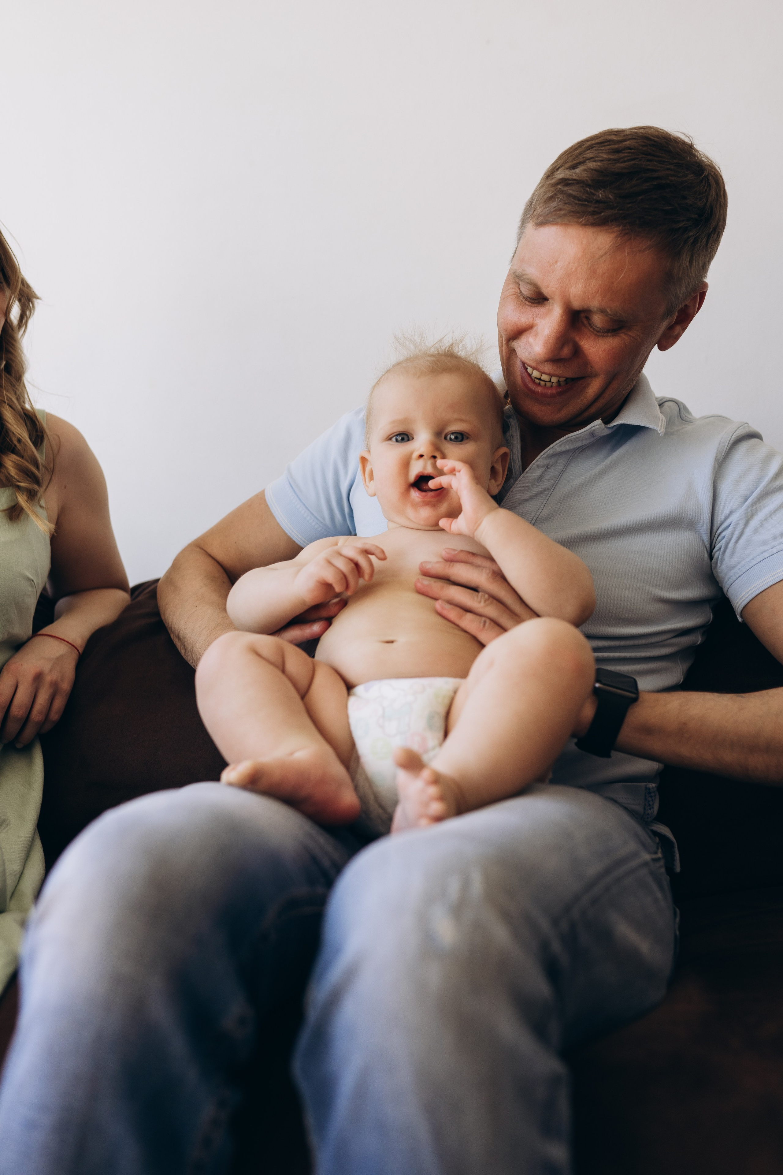 Семейная фотосессия в студии в Москве, семейный фотограф Анна Полушина. Свадебный фотограф в Москве Анна Полушина