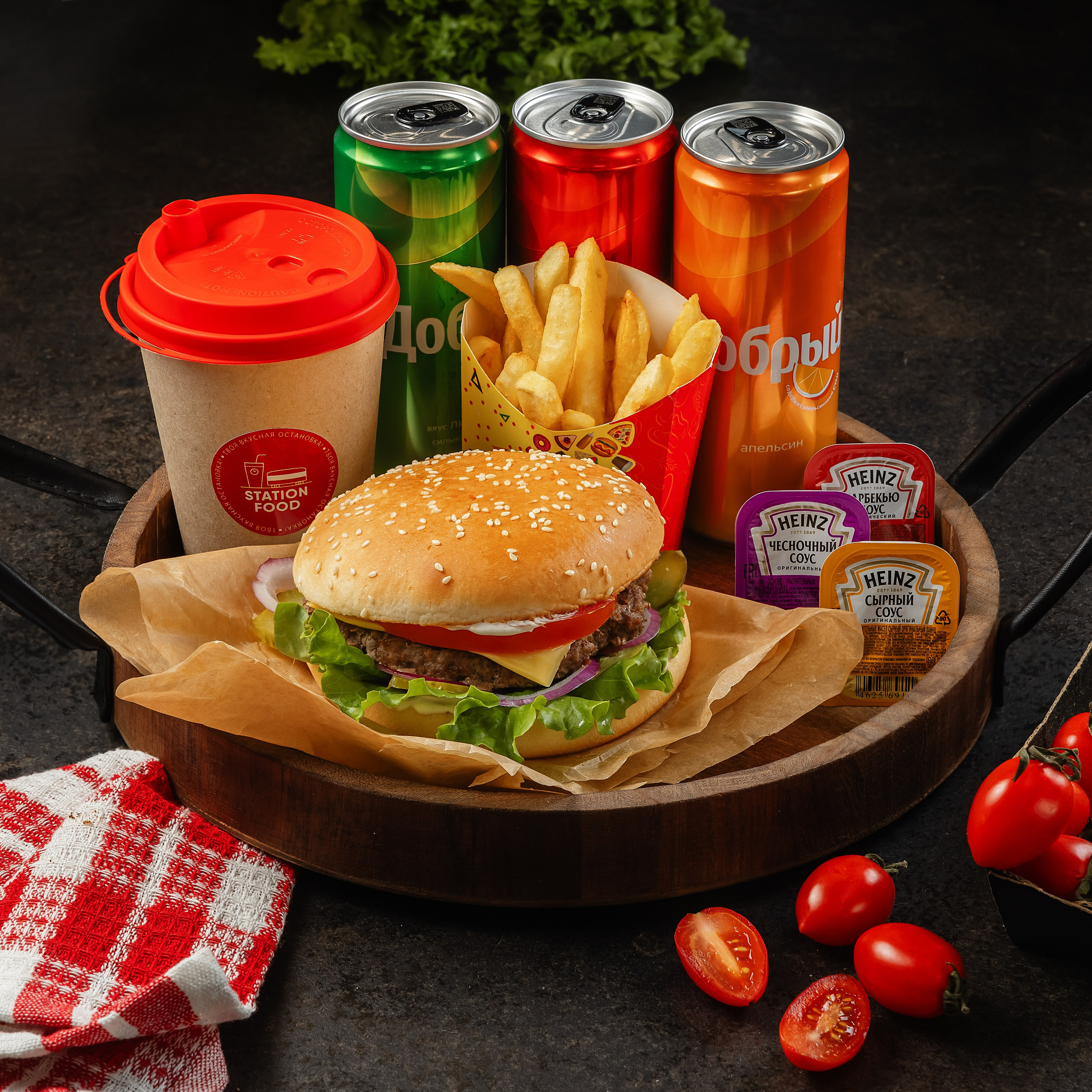 @FoodStatiom. Фотограф и видеограф в Улан-Удэ: Аюна Габагуева и Артём Шаханов