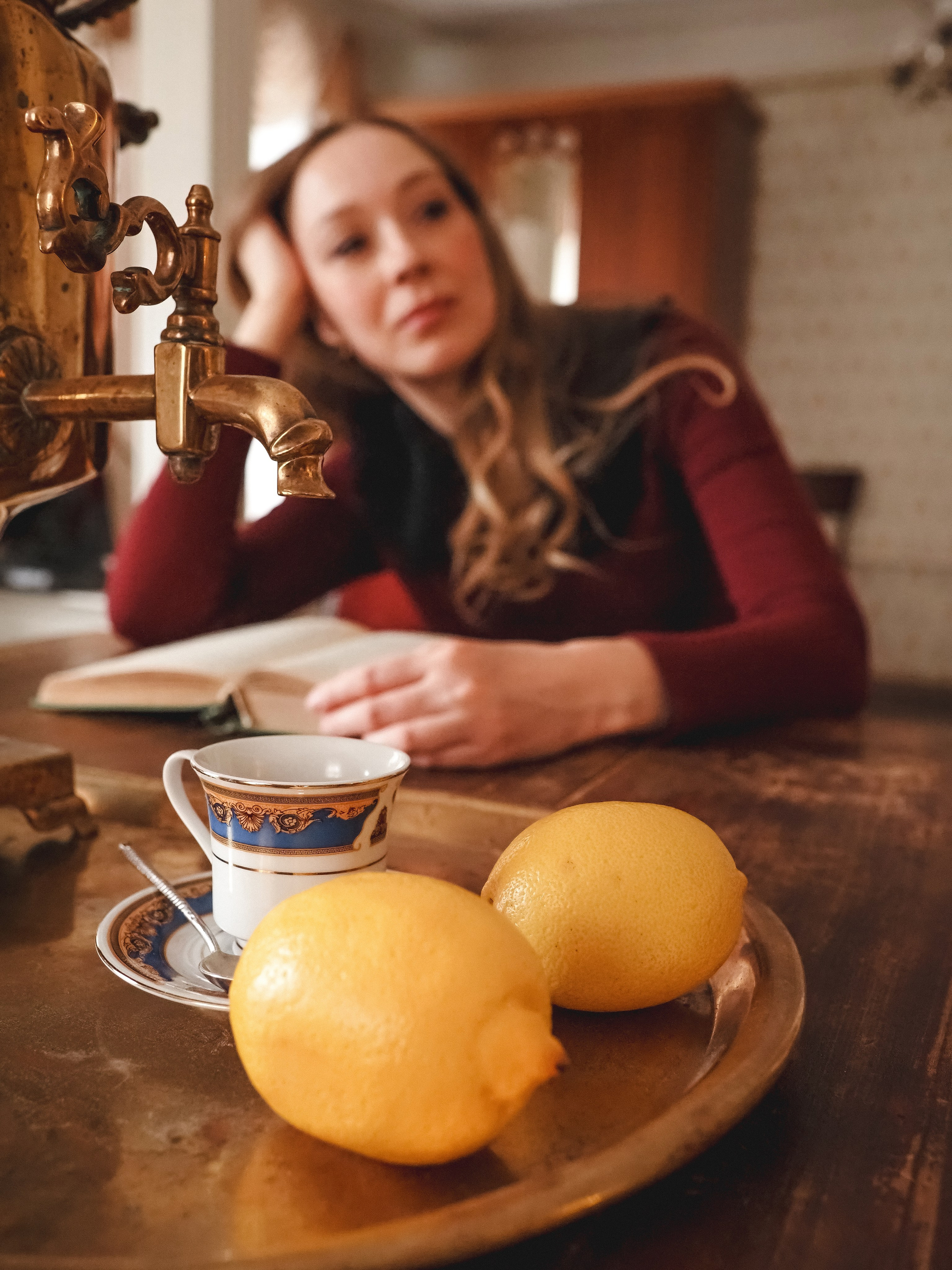 Ирина и Евгения в доме Пельцама. Семейный фотограф Ольга Барабанова