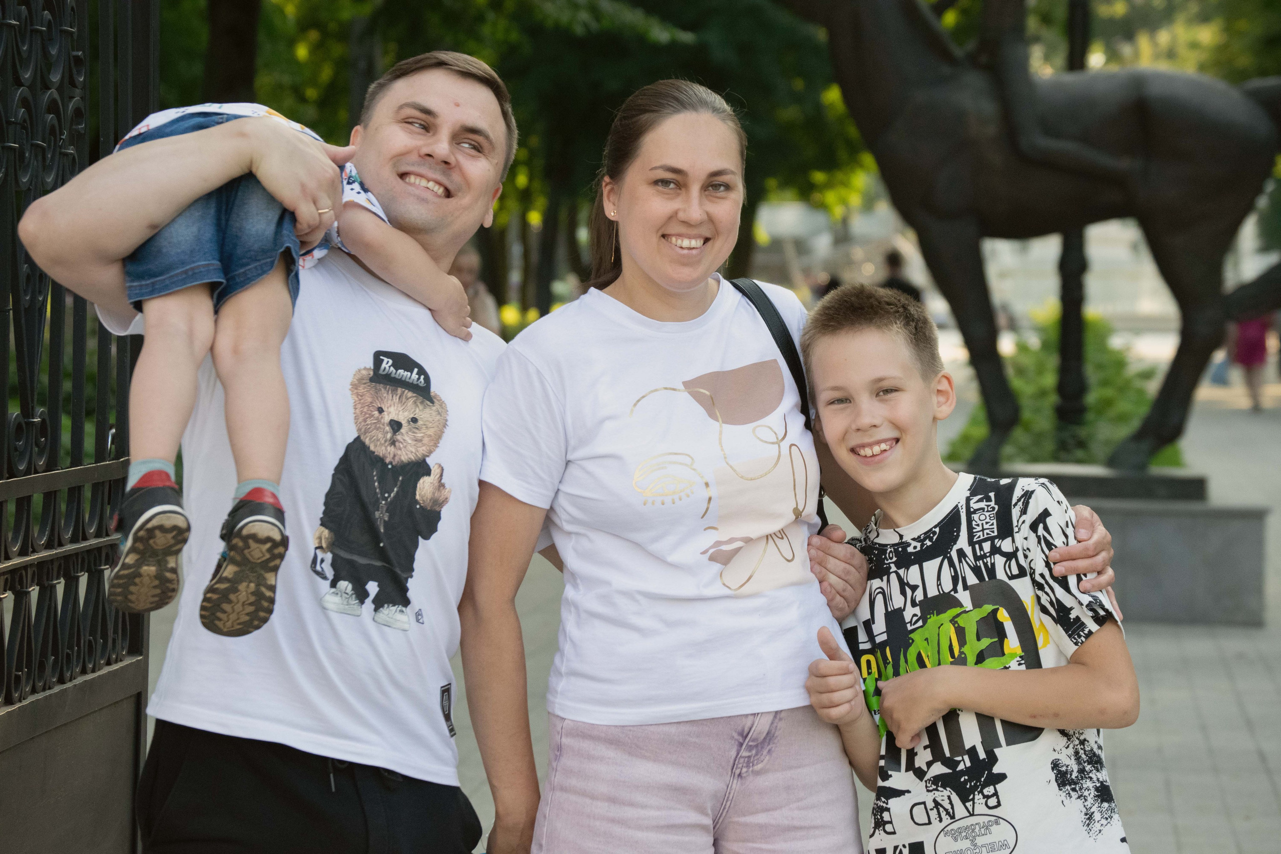 Семейная фотосессия летом в парке