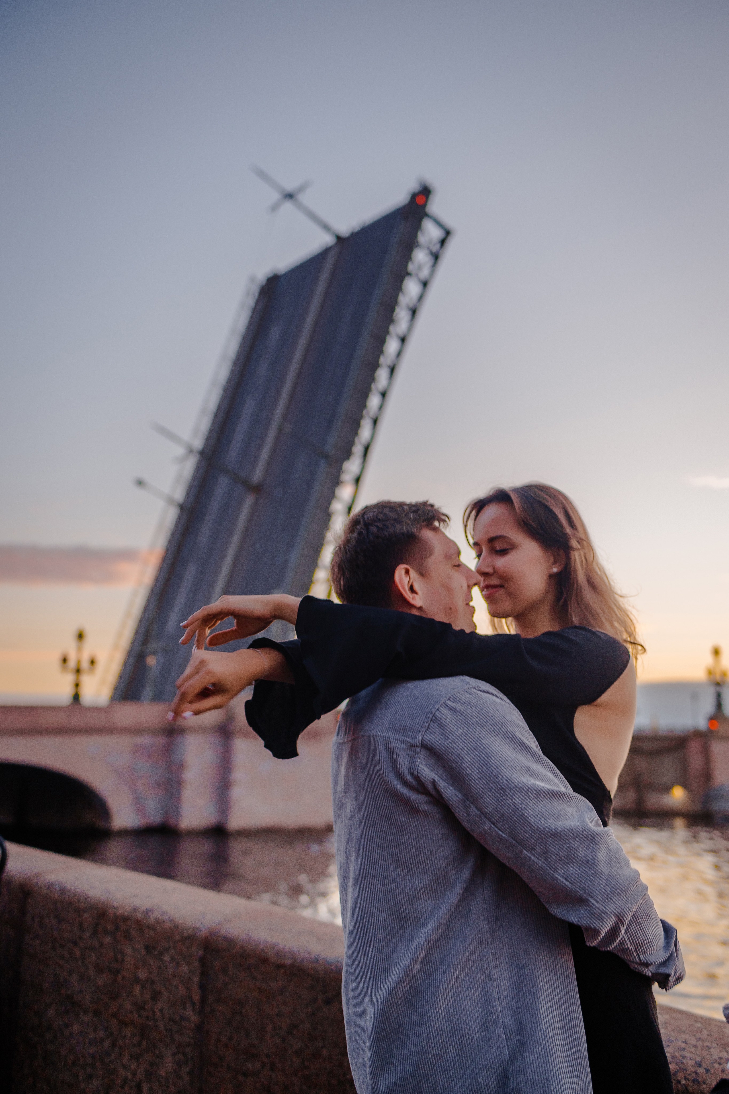 Разводные мосты и Алые паруса. Свадебный фотограф Санкт-Петербург — Юлия Малькова