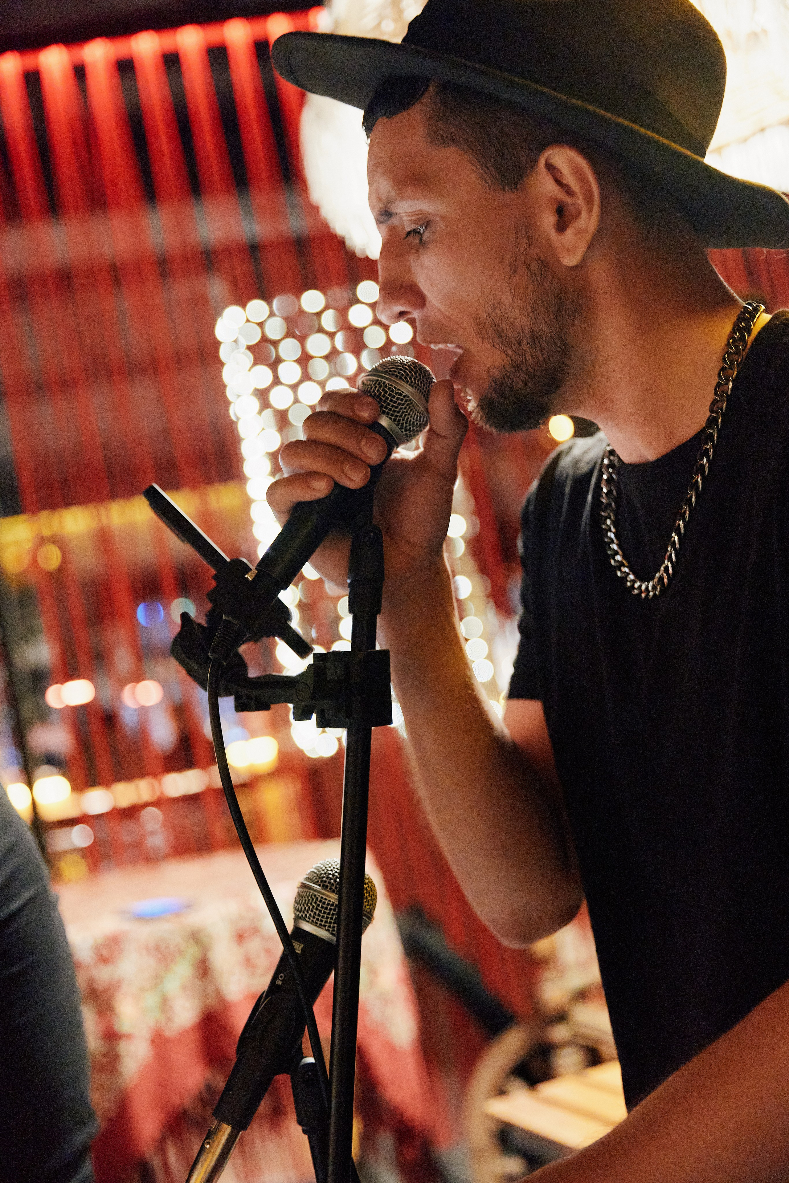 Концерт в НАСТАЯТЕЛЬ 02.05. Свадебный репортажный фотограф краснодар максим дремов дрёмов фотосессия студия цена