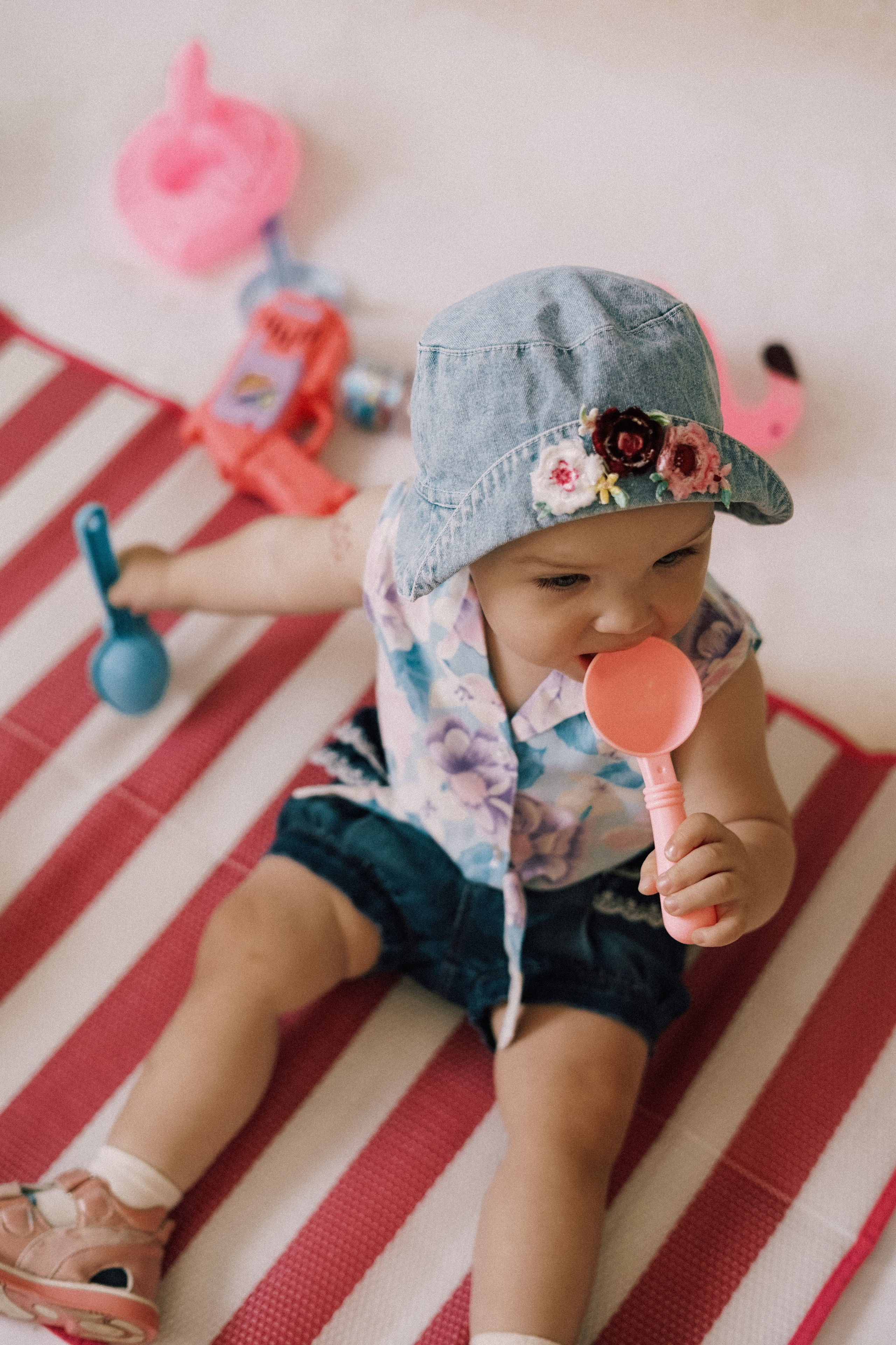 ЛЕТНИЙ ФОТОПРОЕКТ. ДЕТИ. Портретный и семейный фотограф в Мариуполе, РФ. Даша Жогло