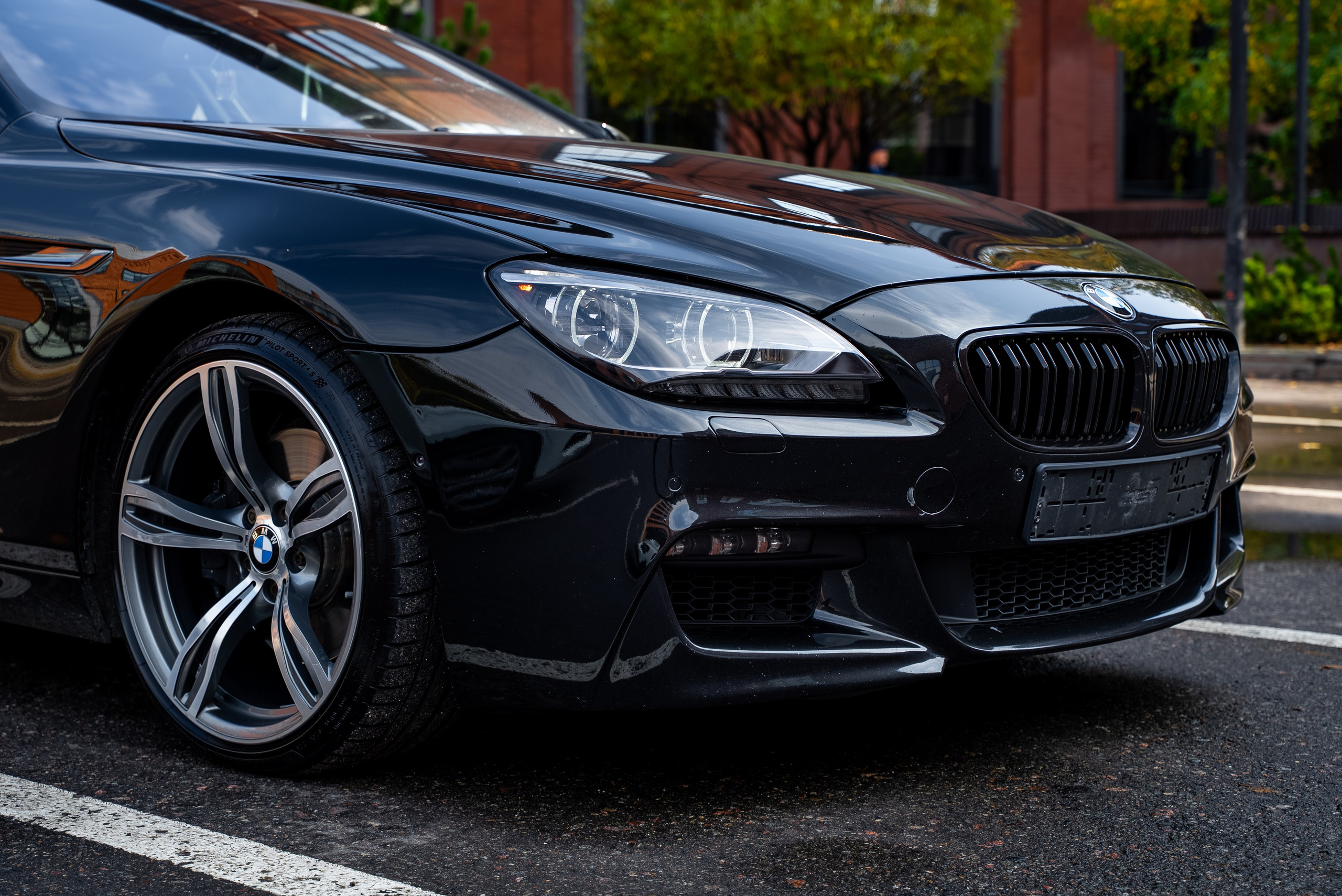 Авто на продажу BMW 6M series coupe. KUSTOV PRODUCTION — профессиональная фотосъёмка в Москве