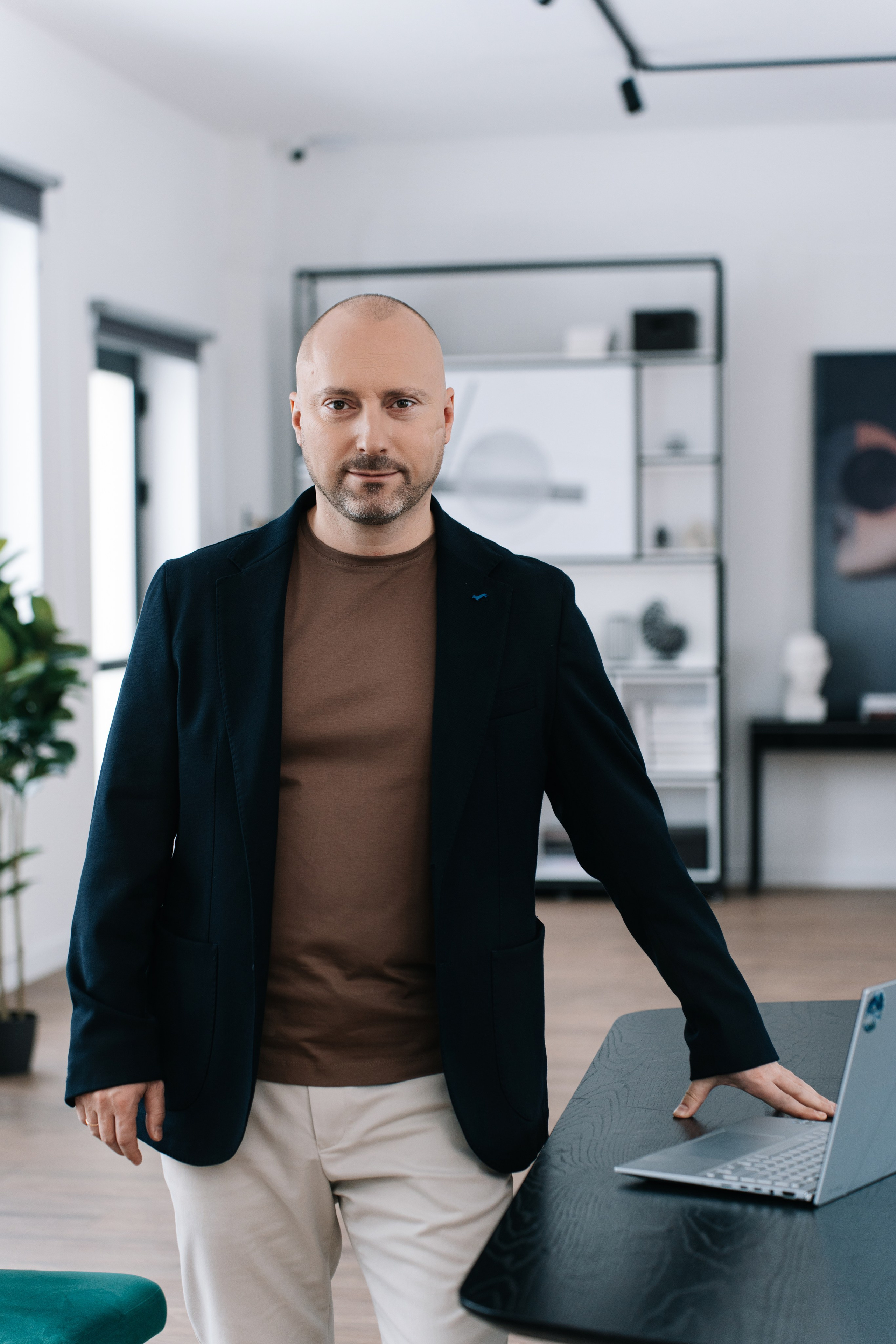 Бизнес фотосессия для сотрудников в фотостудии