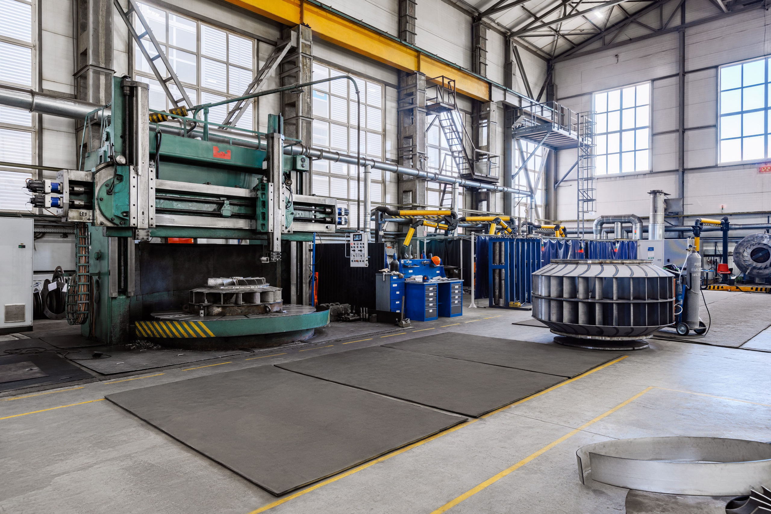 КМЗ. Фотограф Виталий Хайлов, Екатеринбург