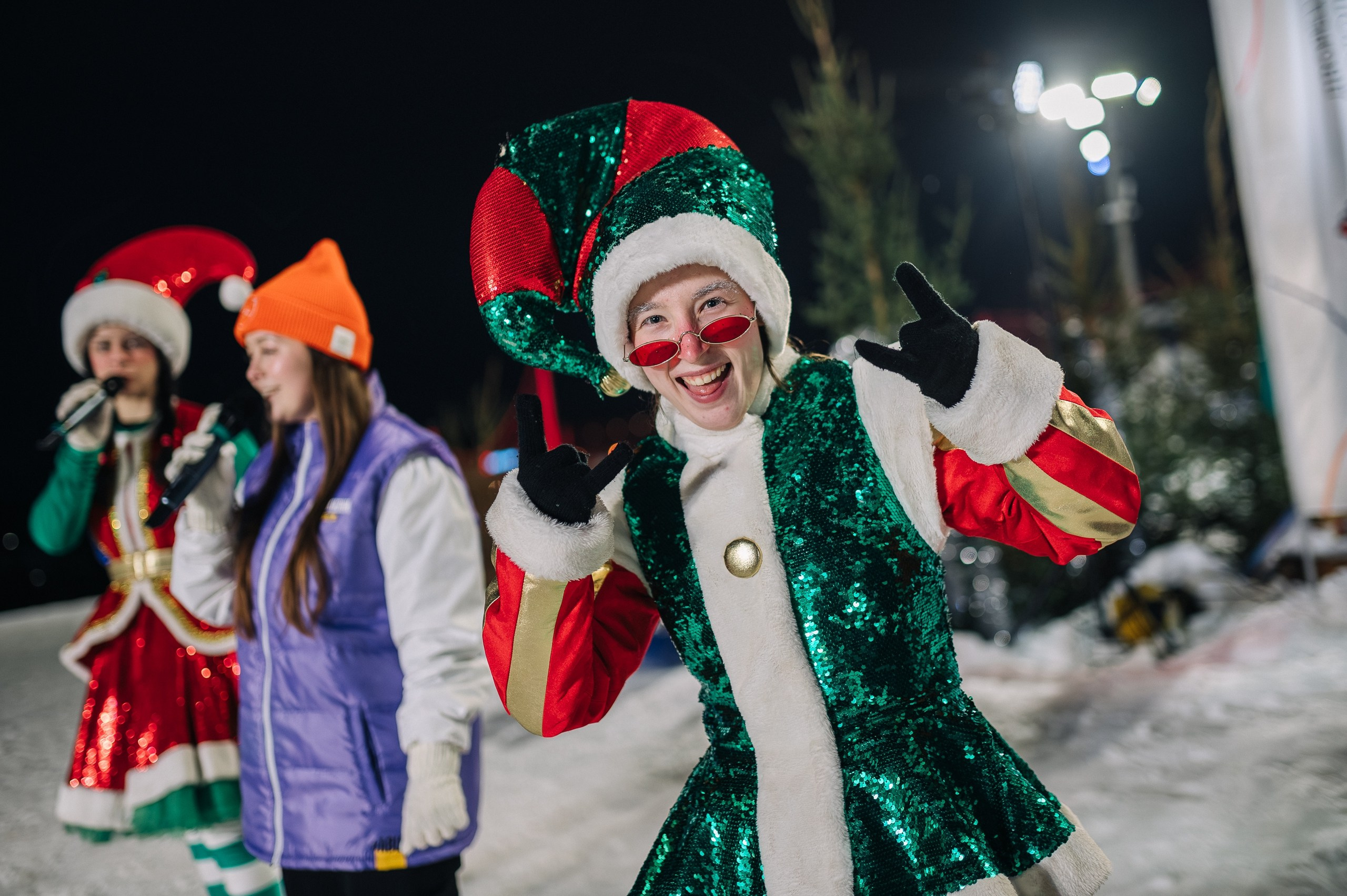 Награждение волонтерского корпуса 650-летия города Киров. Репортажный фотограф в Кирове Александр Лутошкин