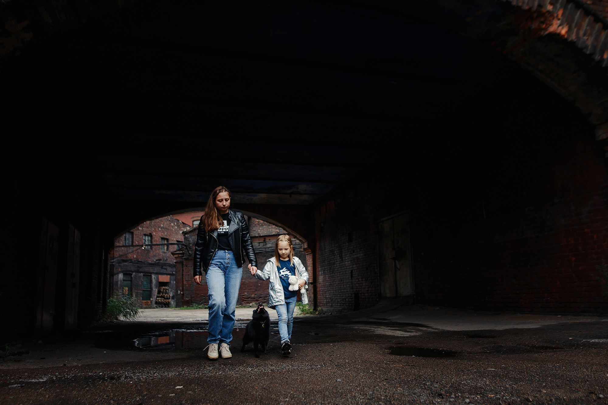 Саша, Маша и шипперке Йети. Фотограф-анималист Mary Mart — Москва, Питер