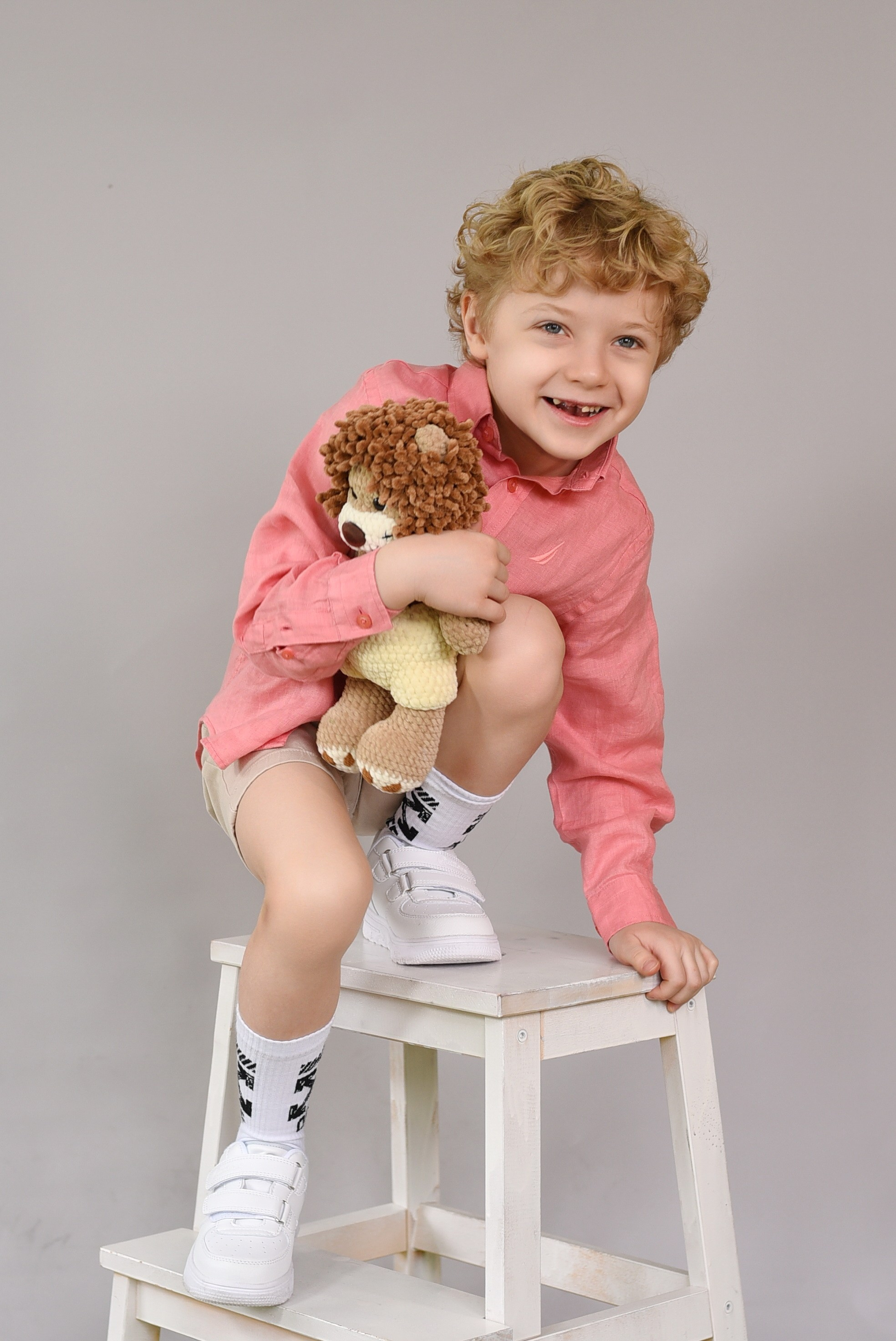 Фотоальбомы для детского сада. Стильные выпускные альбомы, детские фотосессии, сюжетные фотографии