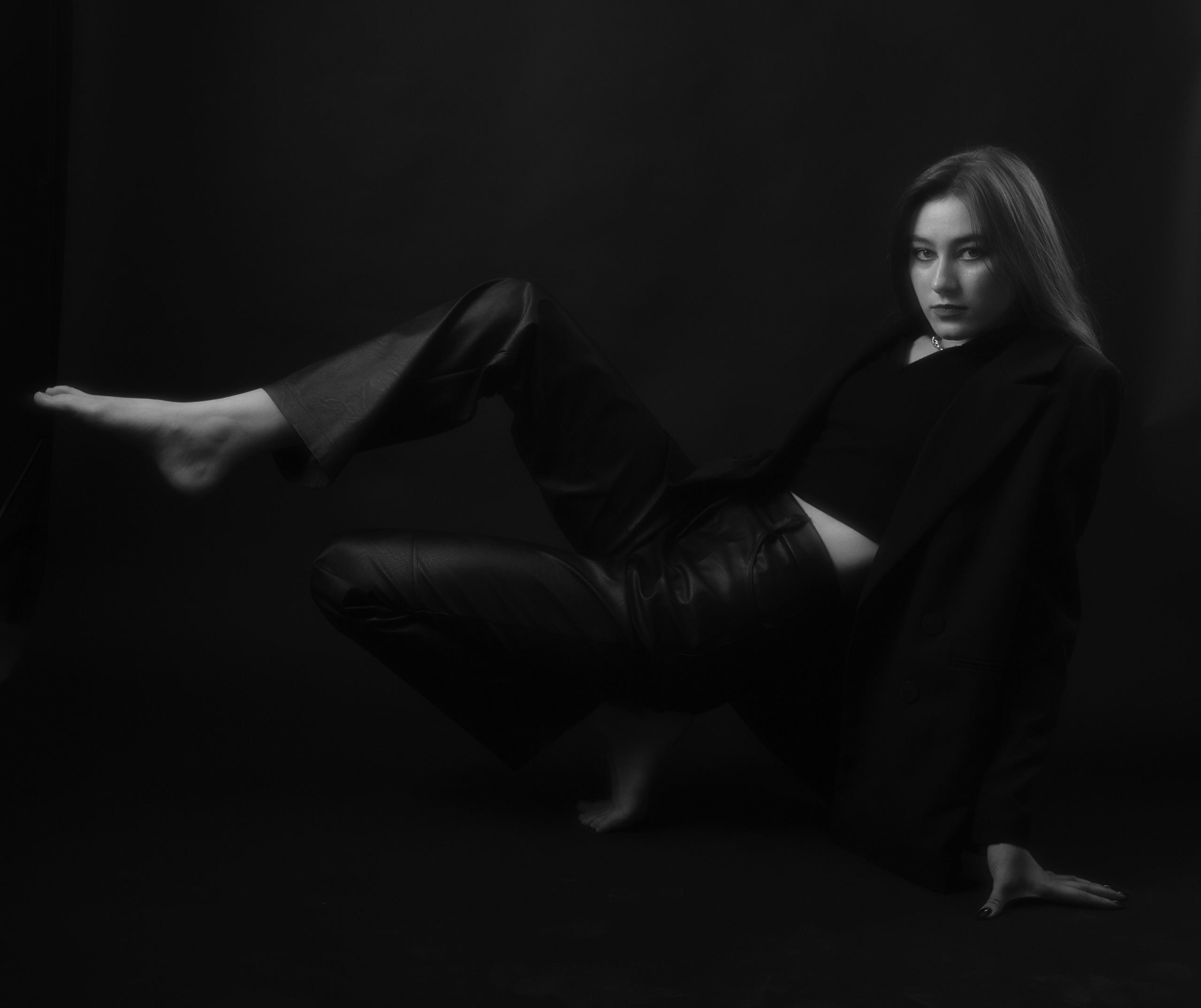 Студийный ЧБ портрет, фотограф Иван Зиновьев 