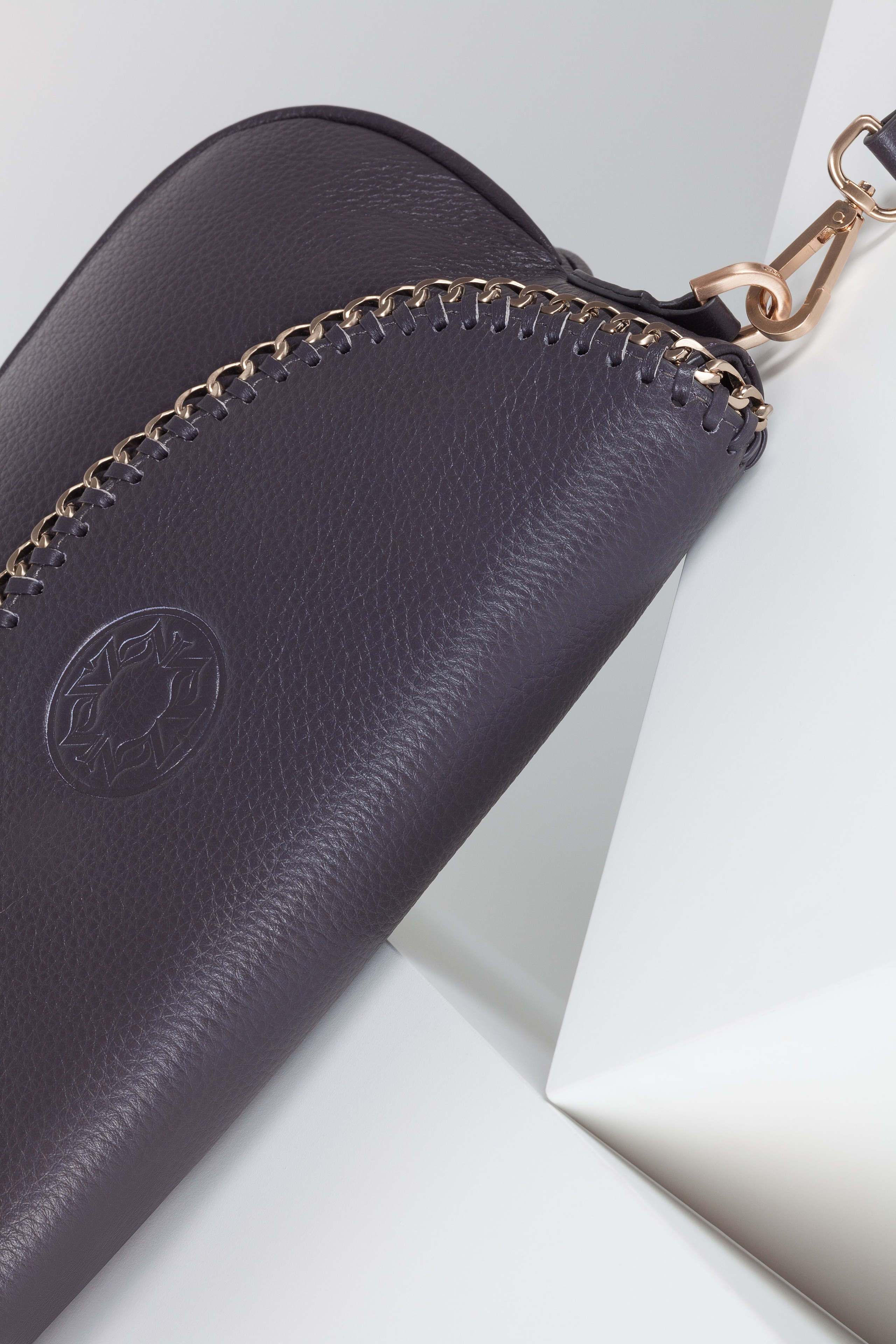 Обувь и аксессуары. Предметный фотограф. Москва. Продюсирование съемок, Set-design & пост-продакшн, E-commerce контент