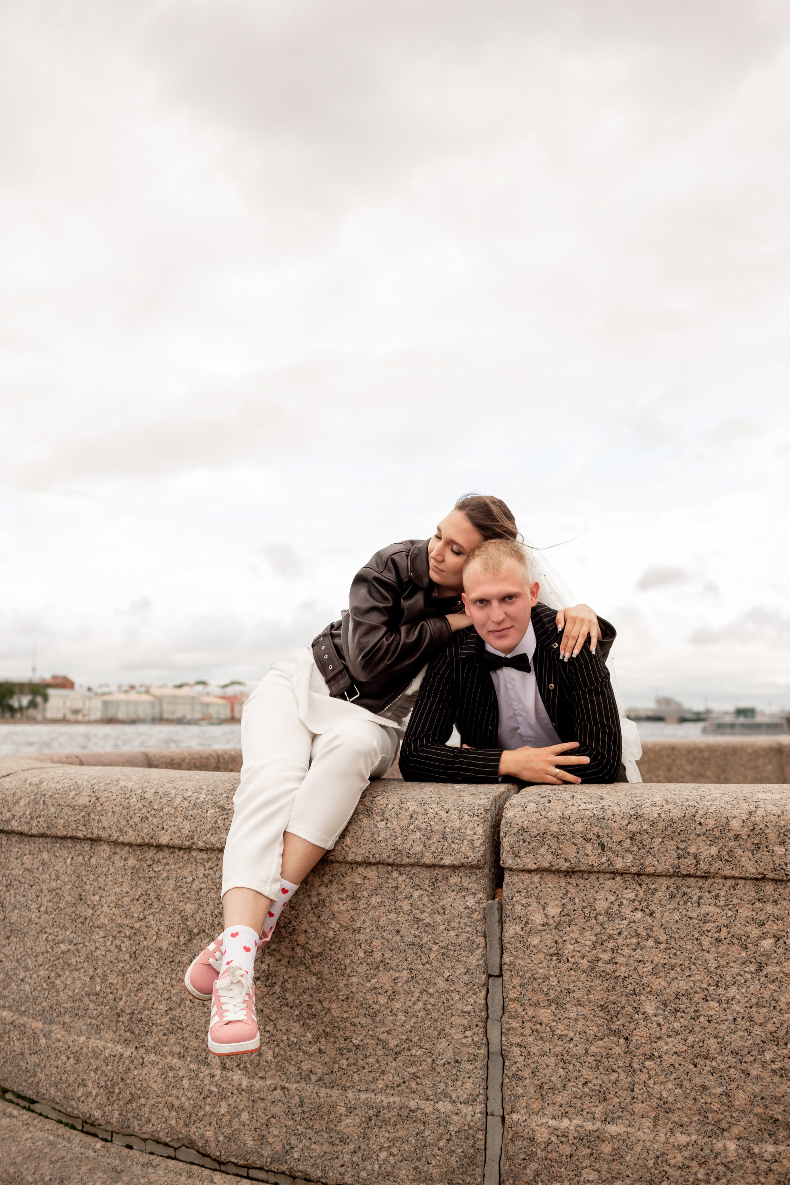 Свадебная фотосессия в центре Петербурга. Свадебный фотограф Кирилл Белый