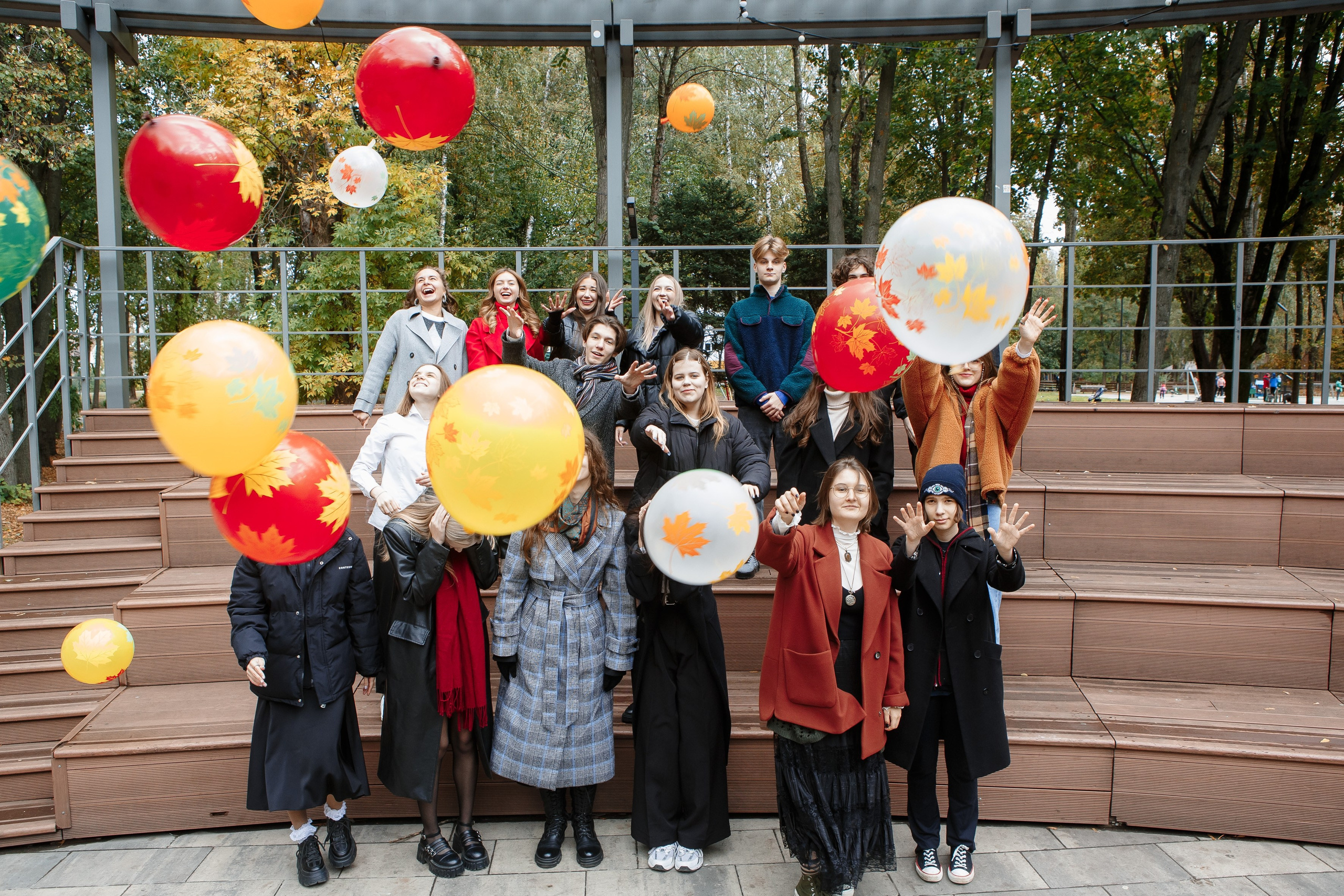 Осень Гимназия 12 11 А 2023. Свадебный и портретный Фотограф в Липецке Дмитрий Котюков