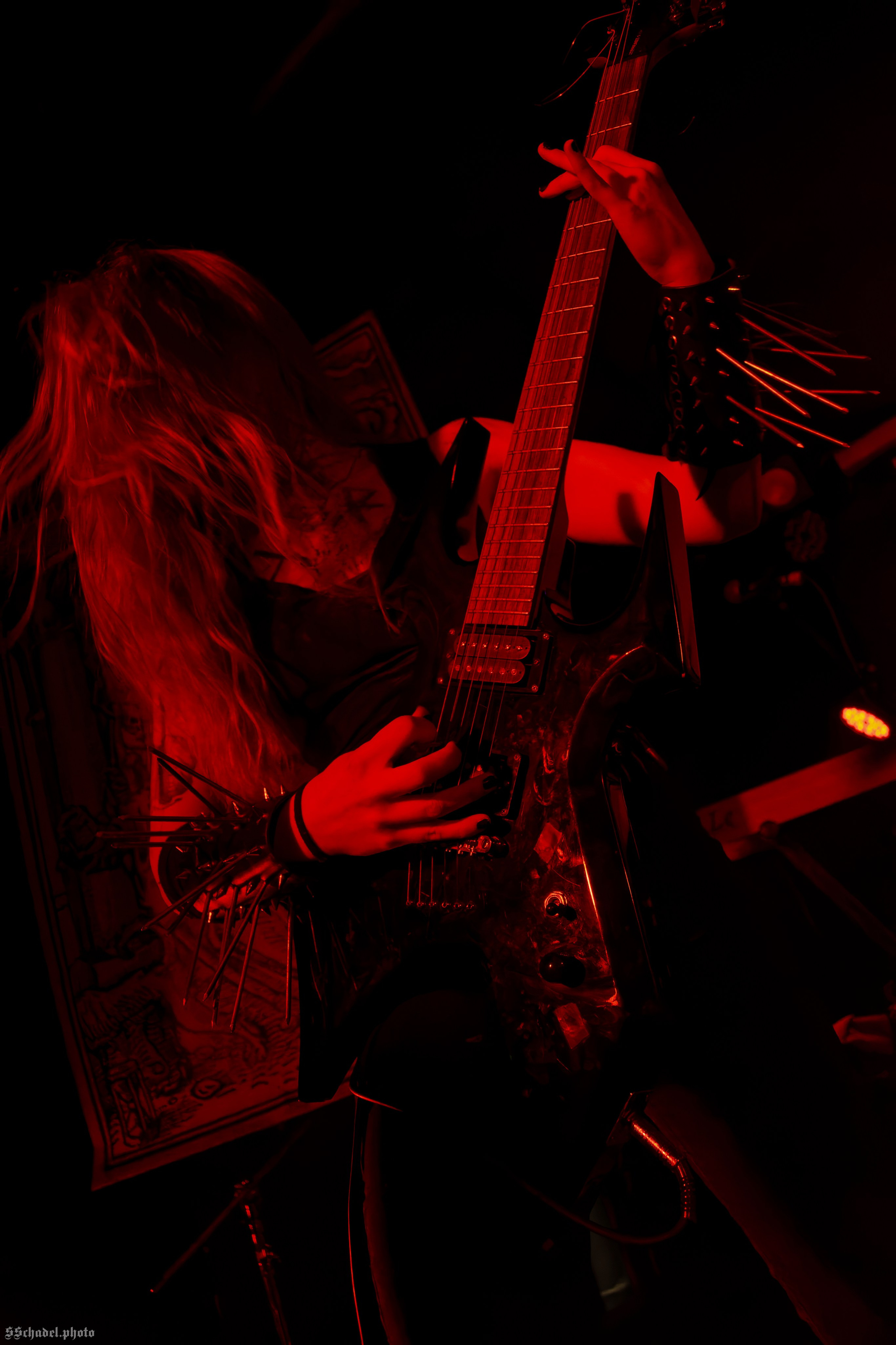Frostlagte Måne 11.04.25. We will make everything metal!