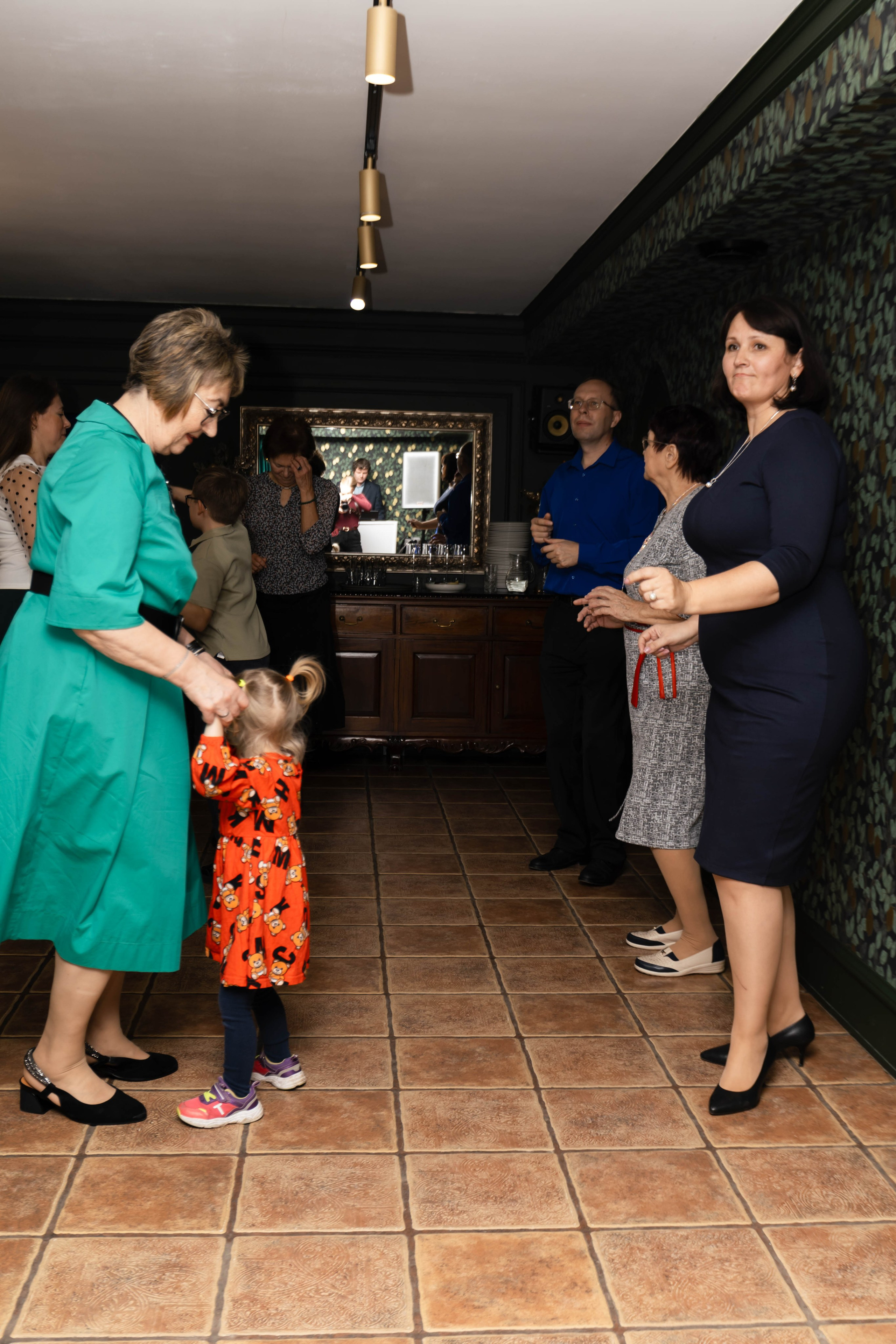 Юбилей Ольги Ивановны. Семейный фотограф Софи Симакова в Волгограде и Волжском