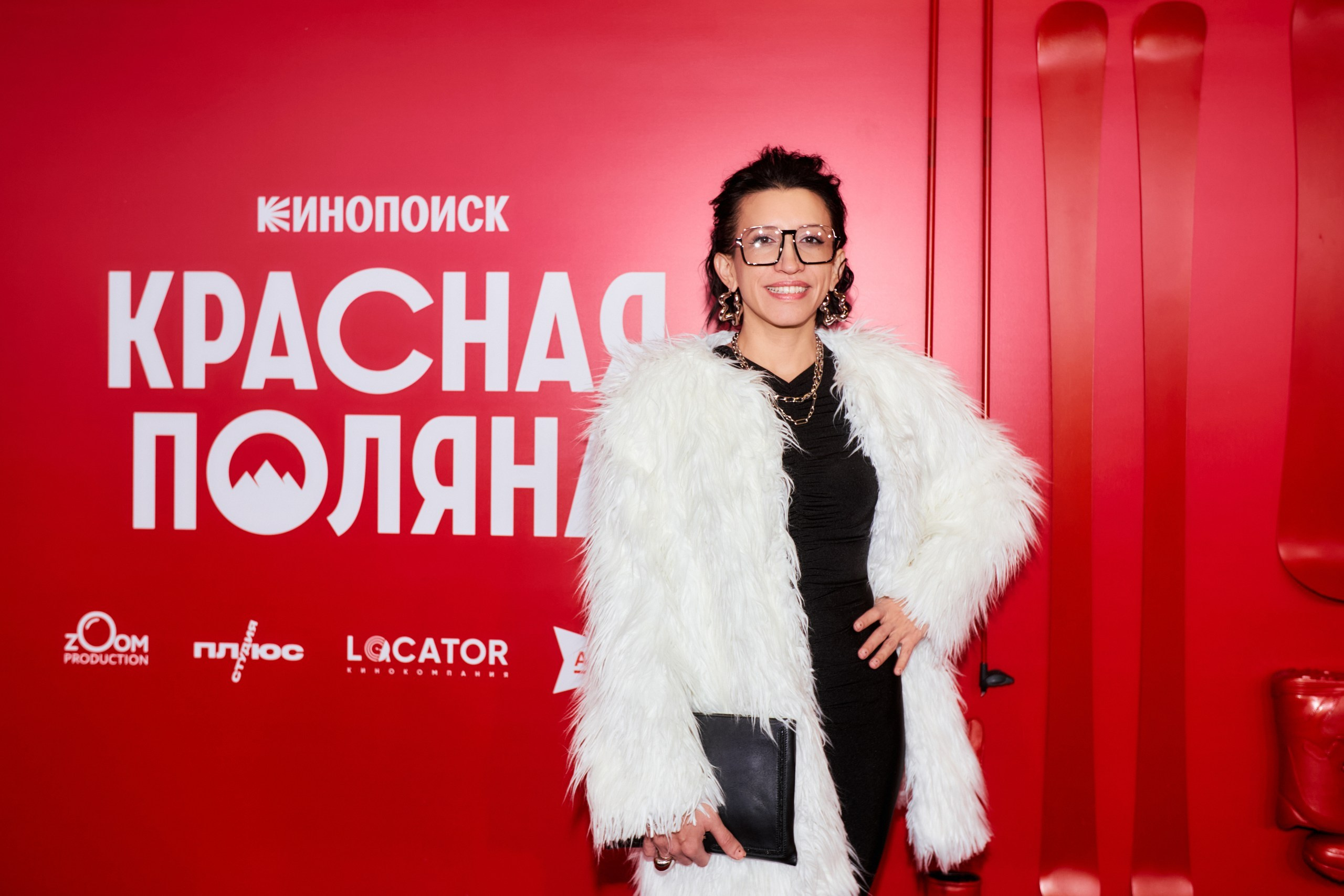 Премьера сериала КРАСНАЯ ПОЛЯНА в кинотеатре «Октябрь». Home