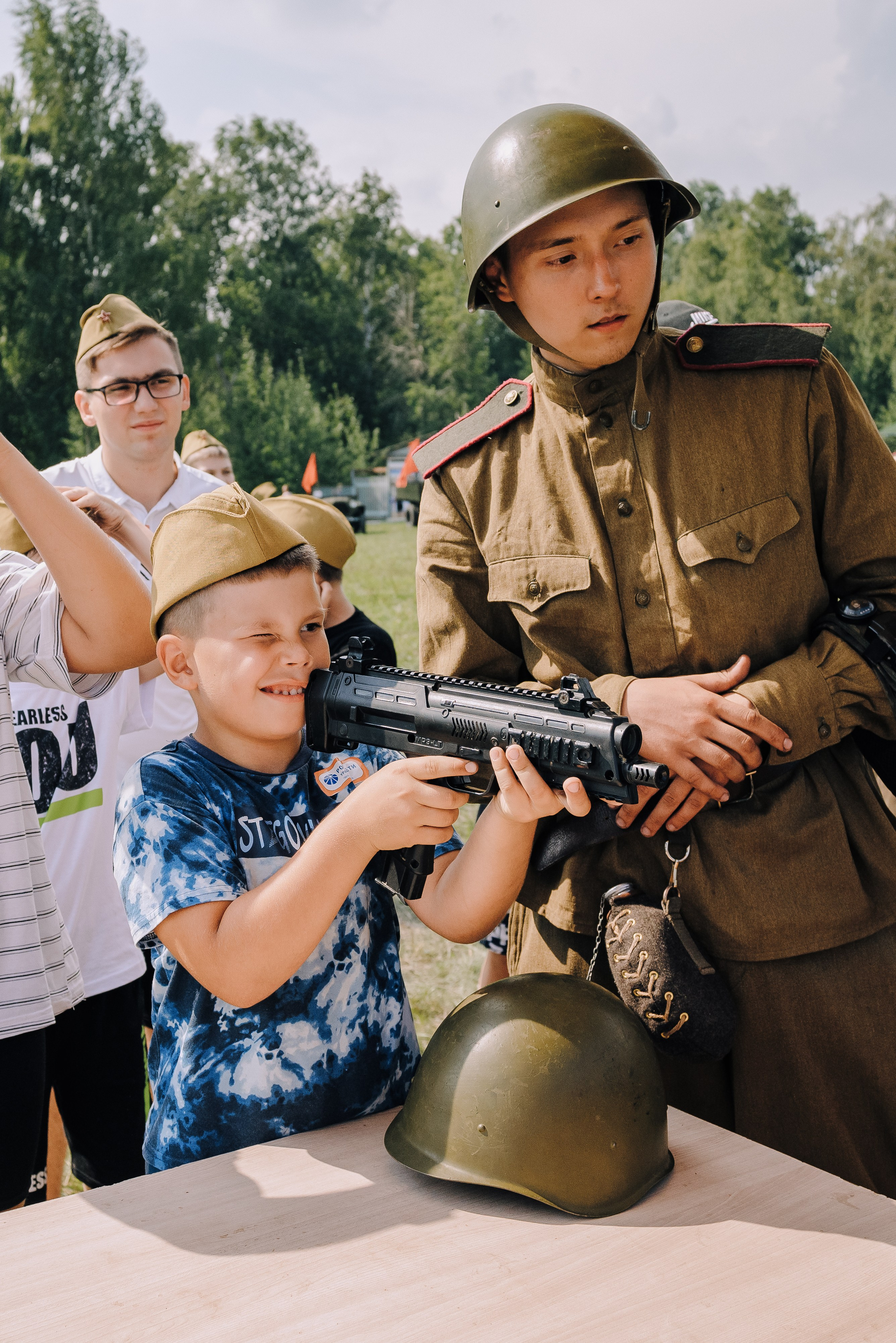 НАЗАД В БУДУЩЕЕ. РОССЕТИ. Репортажный фотограф Зуев Роман г. Челябинск