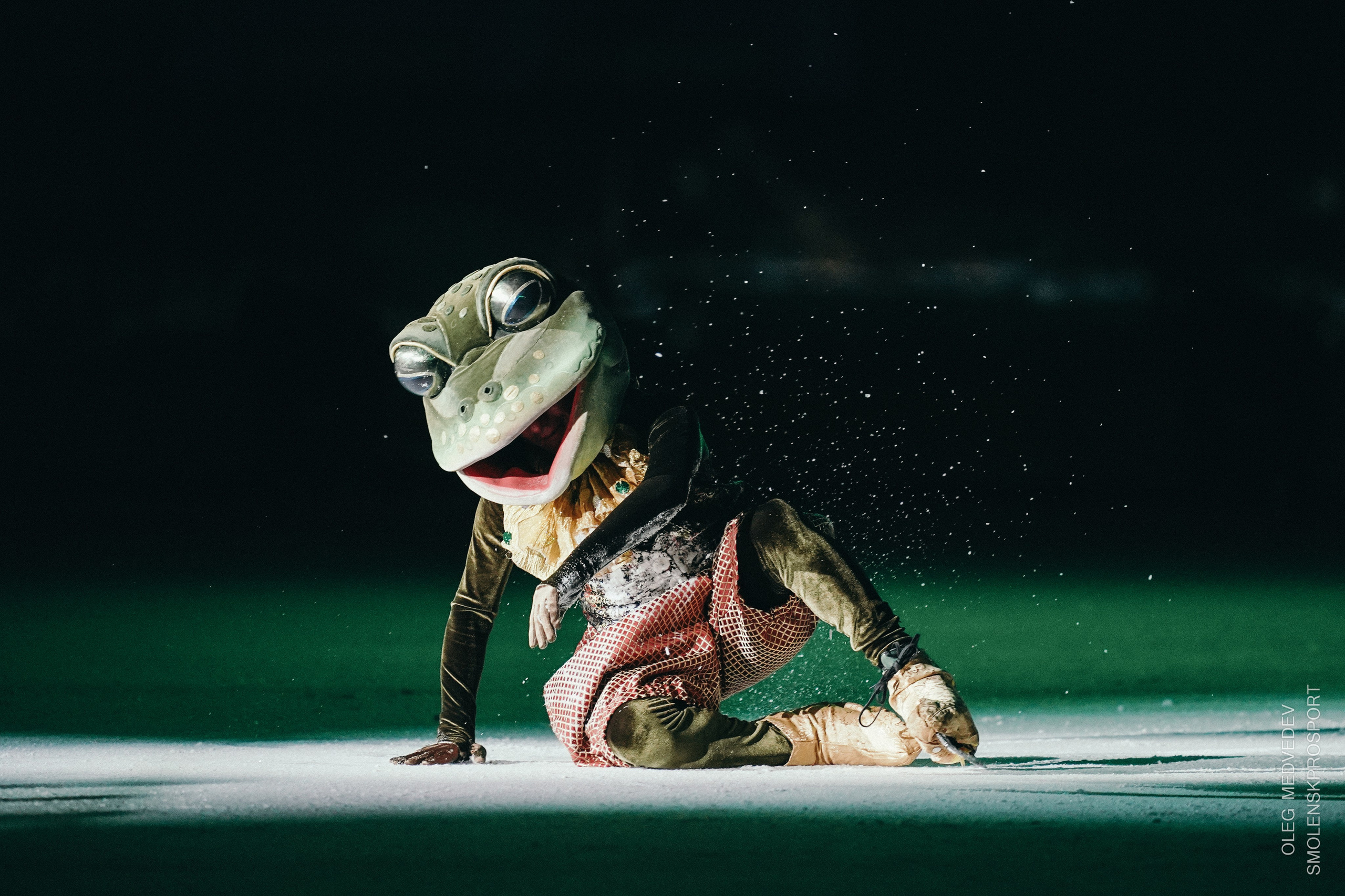 Алиса в стране чудес шоу на льду. Спортивный фотограф Олег Медведев | prosport67 | Смоленск