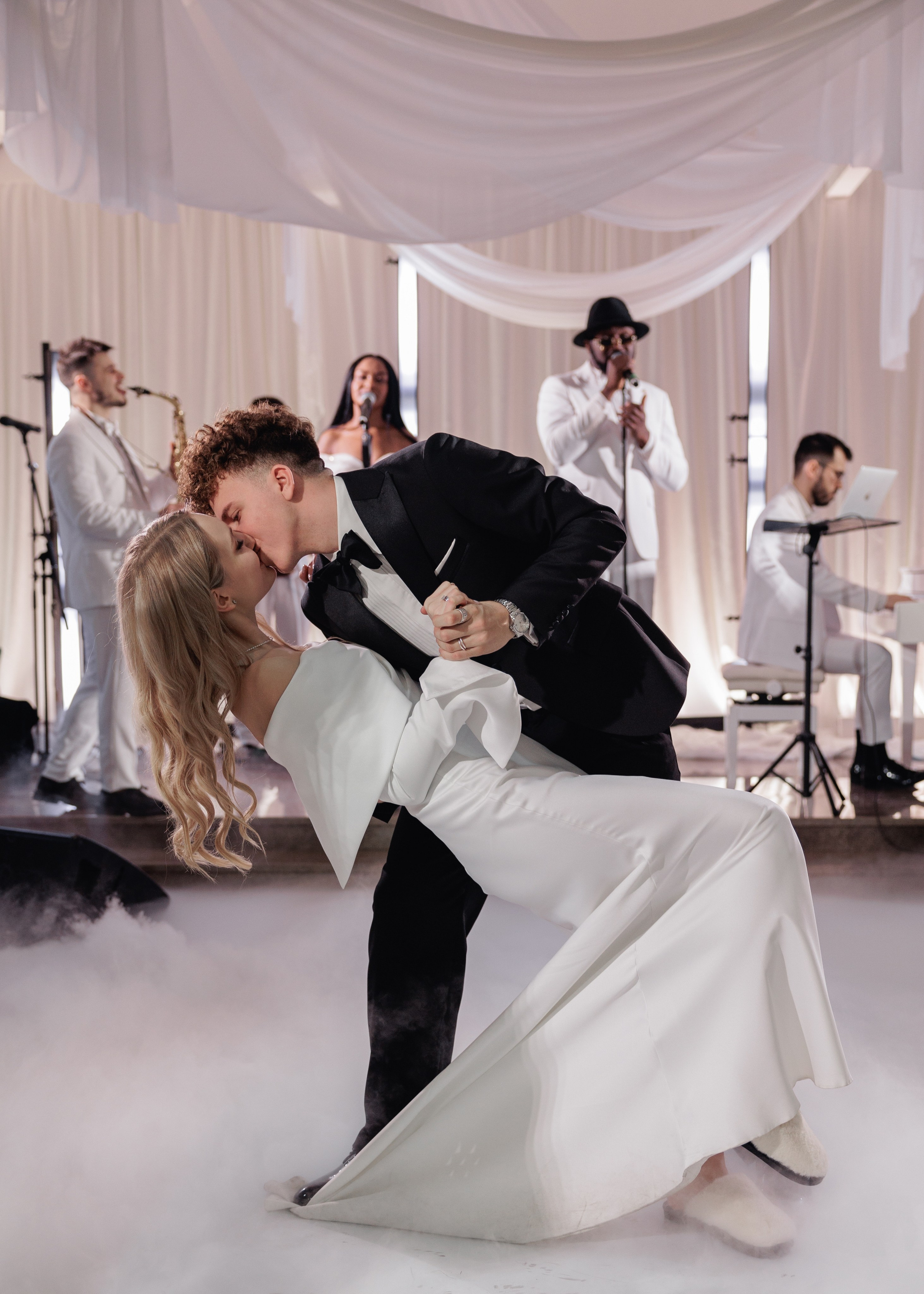 Лев&Кристина. Свадебный фотограф Владислав Адышкин