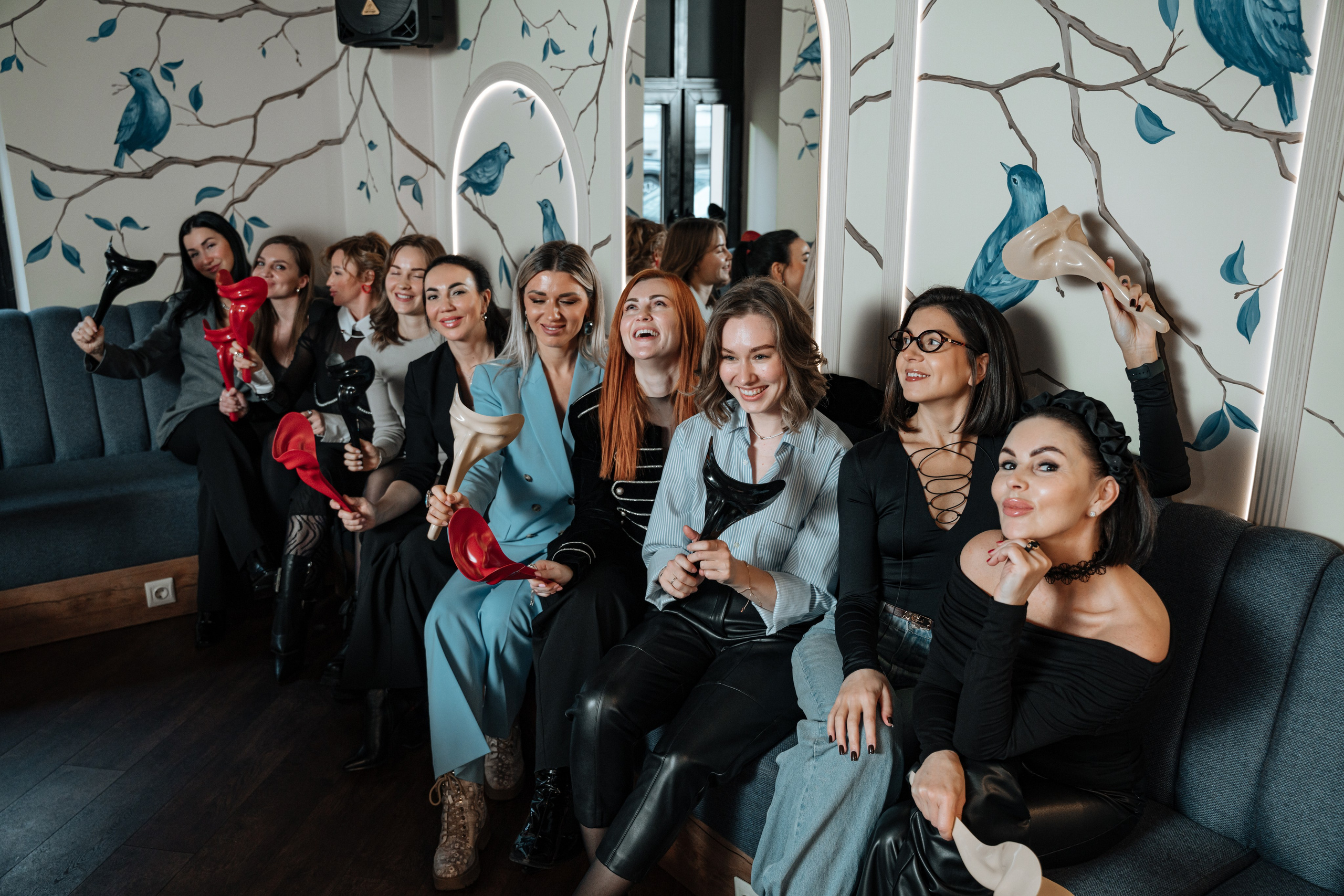 Мафия. Бар FINCH. ЖЕНСКИЙ КЛУБ LAXMI. Портретный фотограф в Санкт-Петербурге Дмитриева Наталия