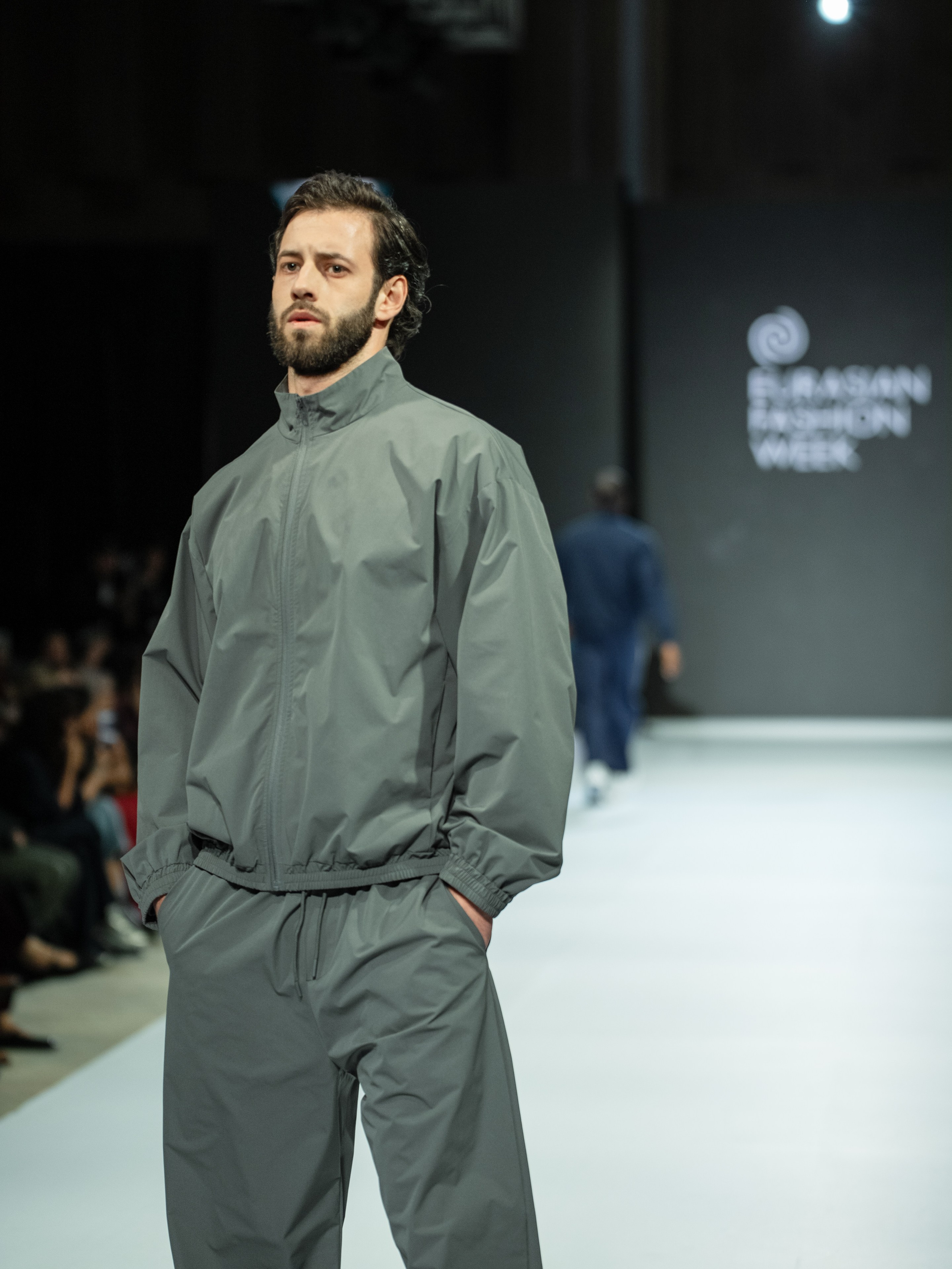 EURASIAN FASHION WEEK Husl Sport. Сайт Алматинского НЮ АРТ, будуар и фэшн фотографа Дениса Карпенко