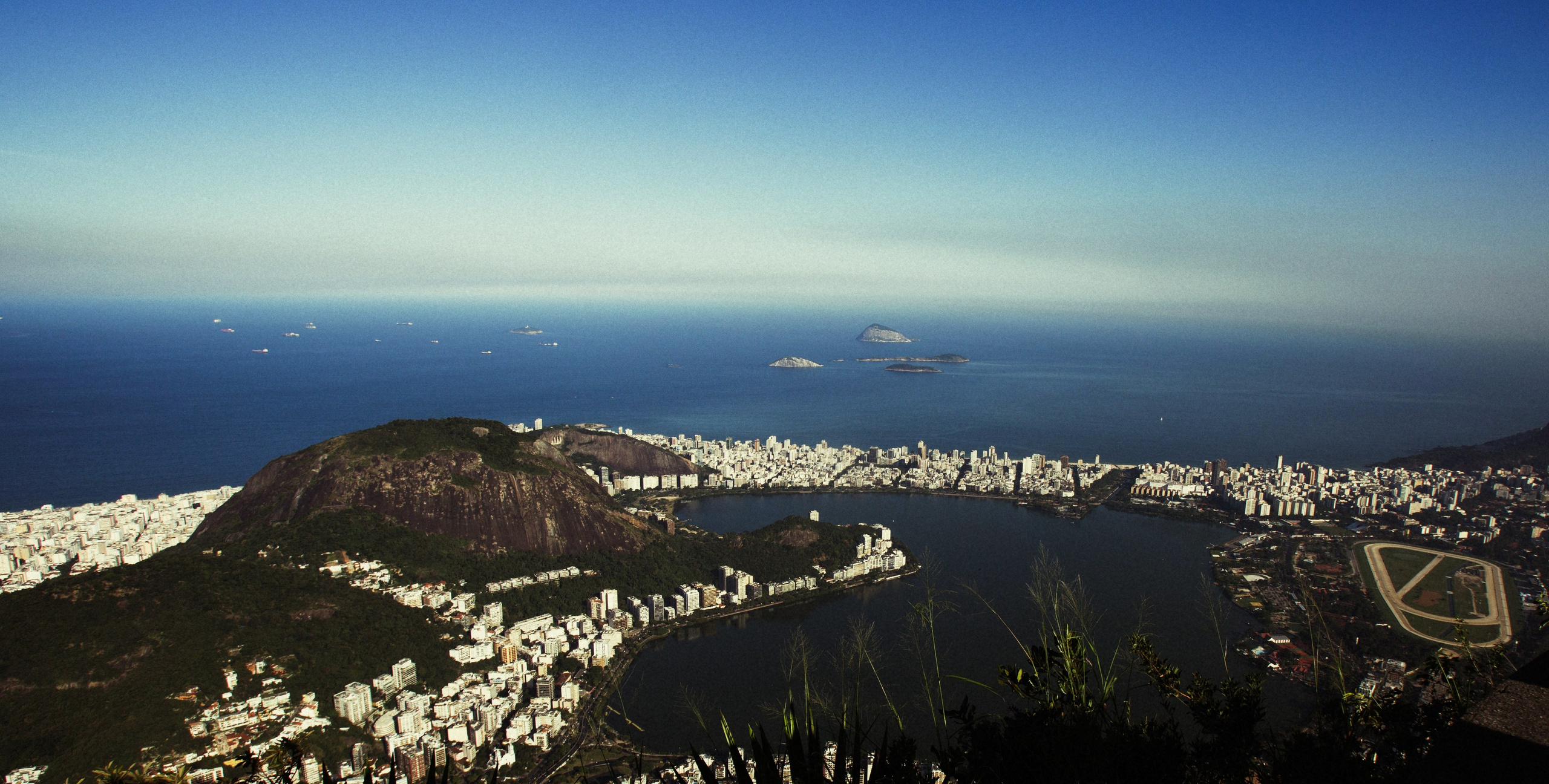 Любить в Бразилии. Свадебный фотограф в Смоленске Анна Казакова. Свадебные фотосессии, лавстори (Love Story) и выездные съемки по всей России